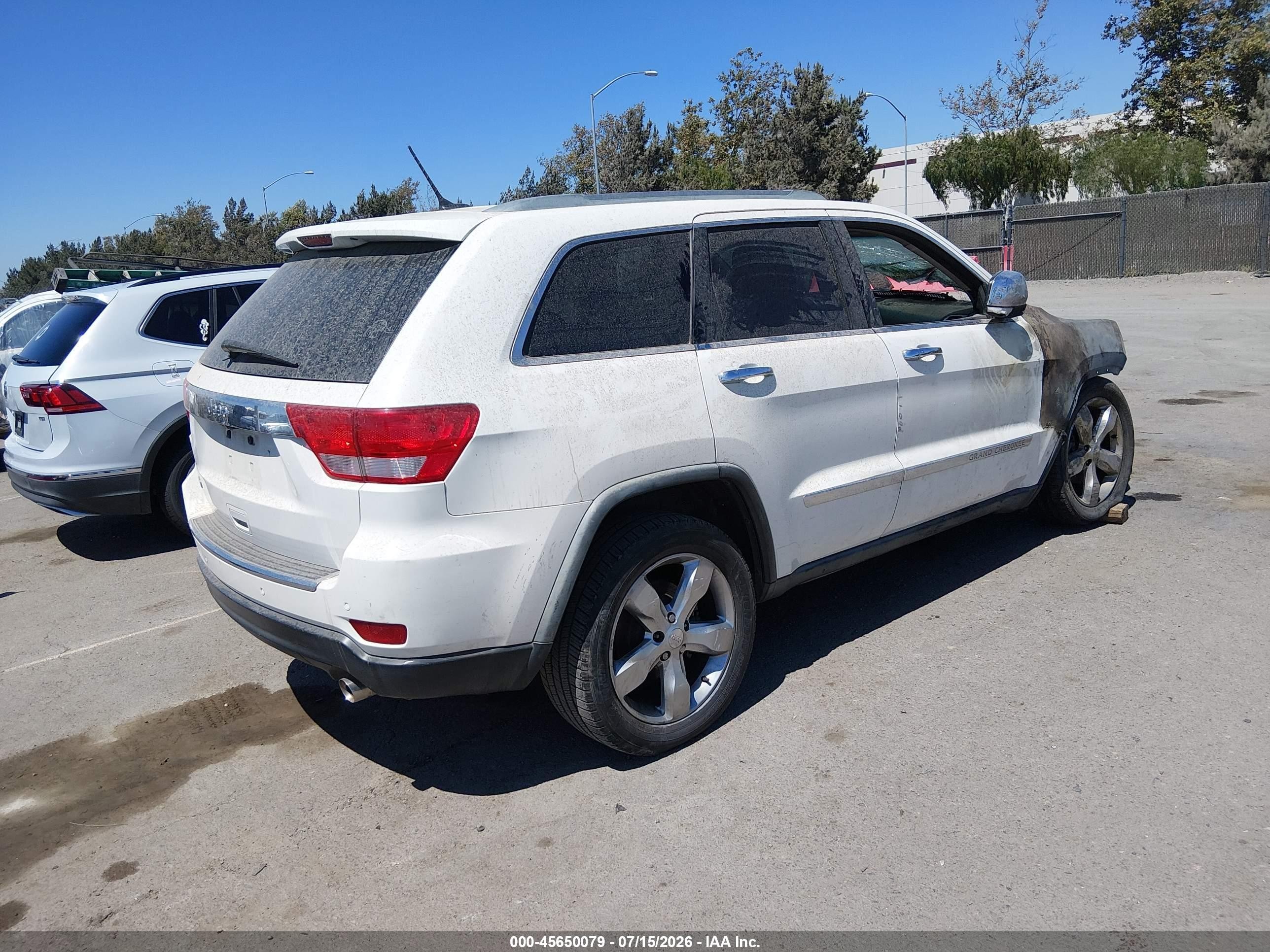 2011 Jeep Grand Cherokee Overland White vin: 1J4RS6GTXBC707140