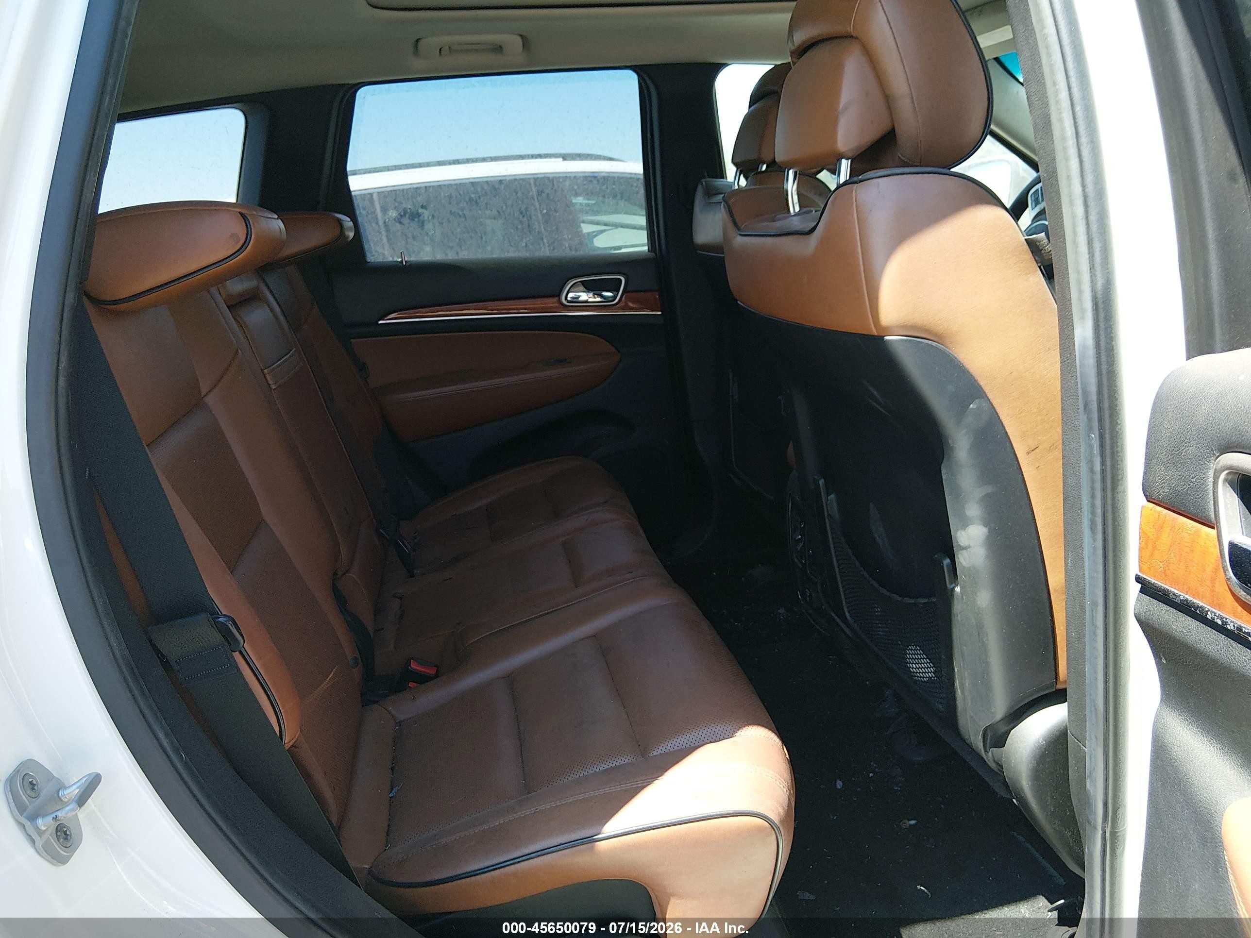 2011 Jeep Grand Cherokee Overland White vin: 1J4RS6GTXBC707140