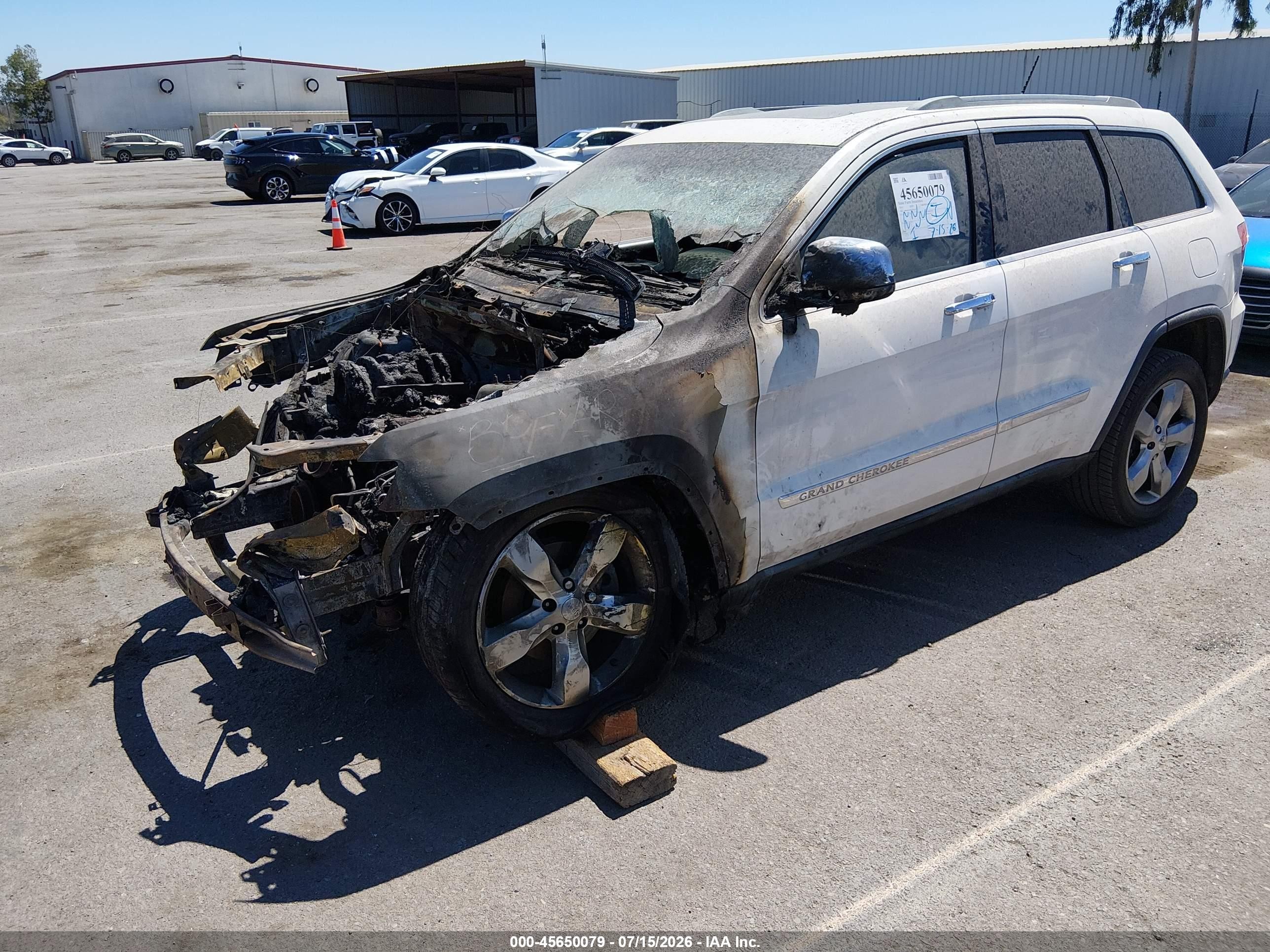 2011 Jeep Grand Cherokee Overland White vin: 1J4RS6GTXBC707140