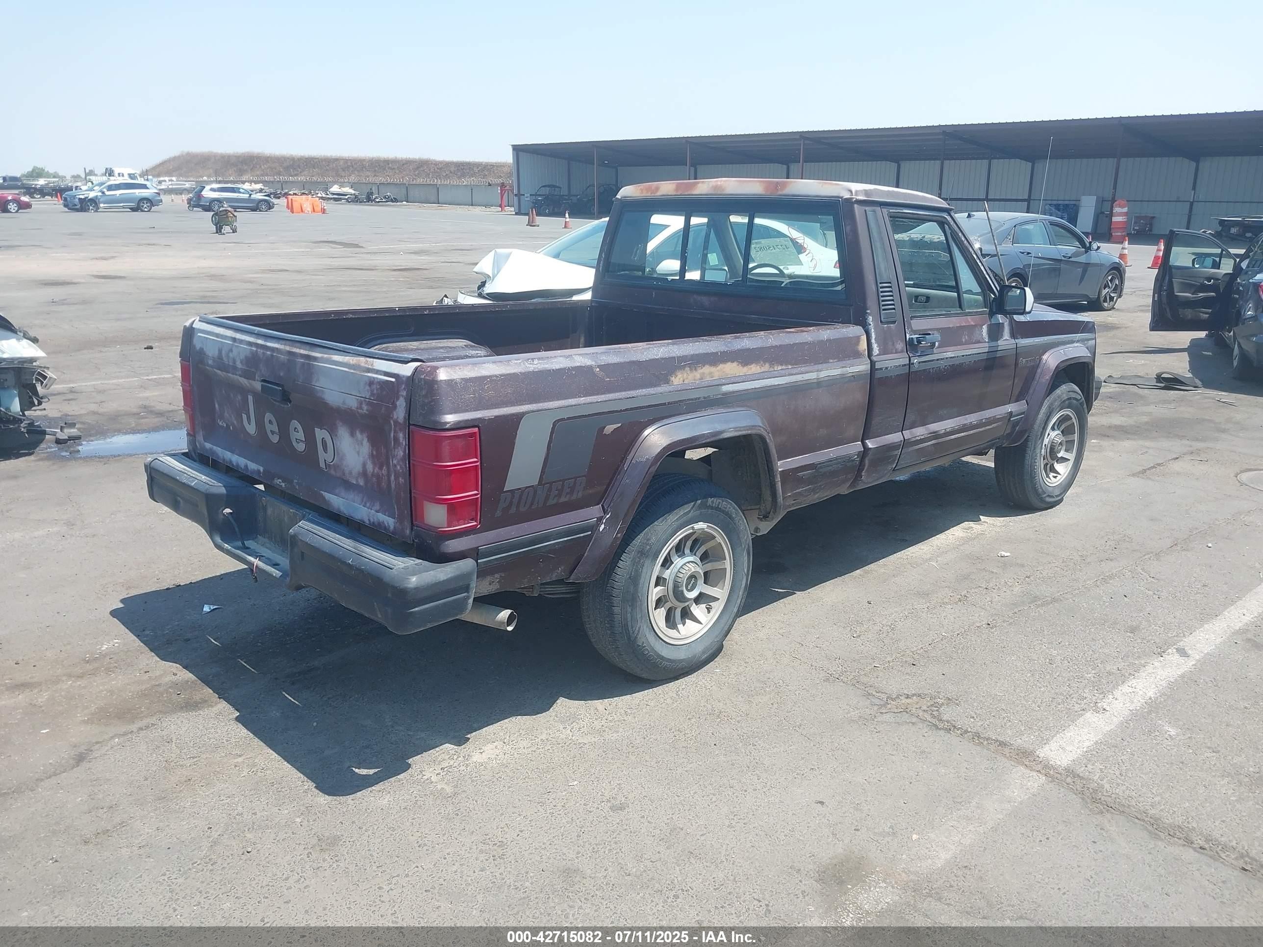 1989 Jeep Comanche Pioneer Brown vin: 1J7FT36L5KL434563