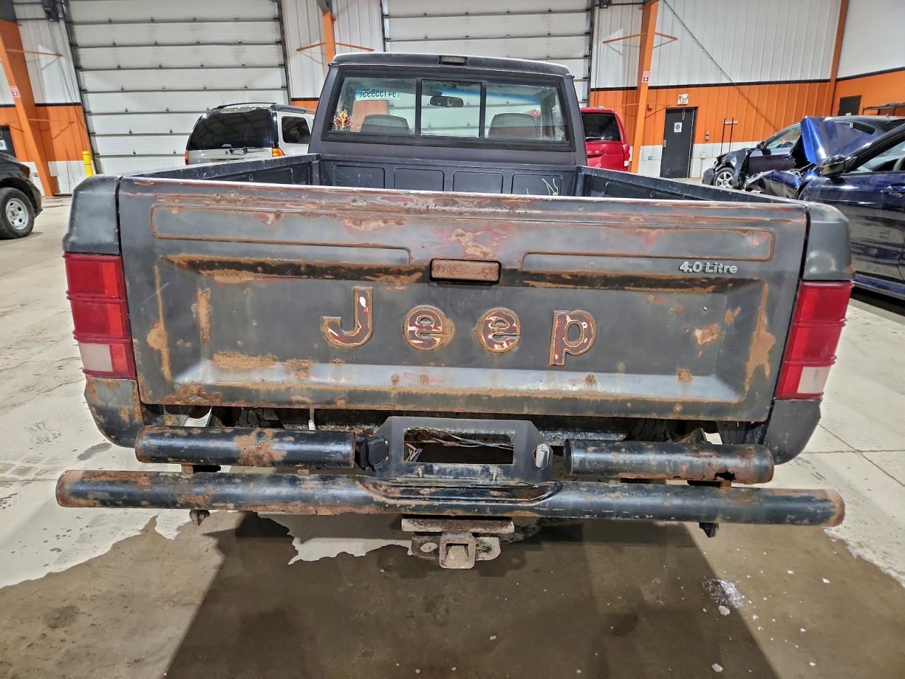 1989 Jeep Comanche Pioneer Gray vin: 1J7GJ36L4KL600498