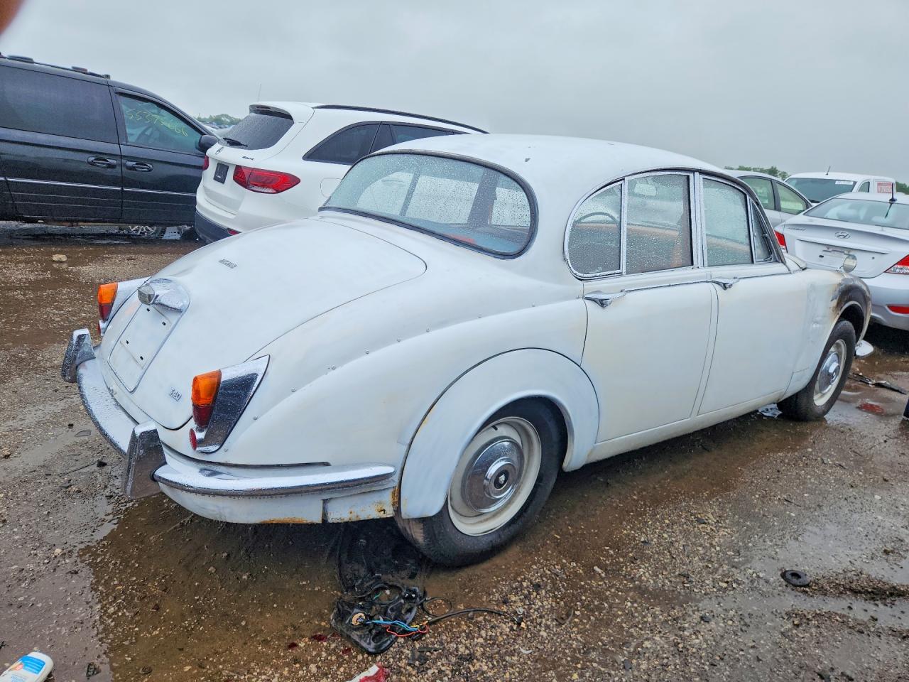 1969 Jaguar Mark Ii White vin: 1J80167BW