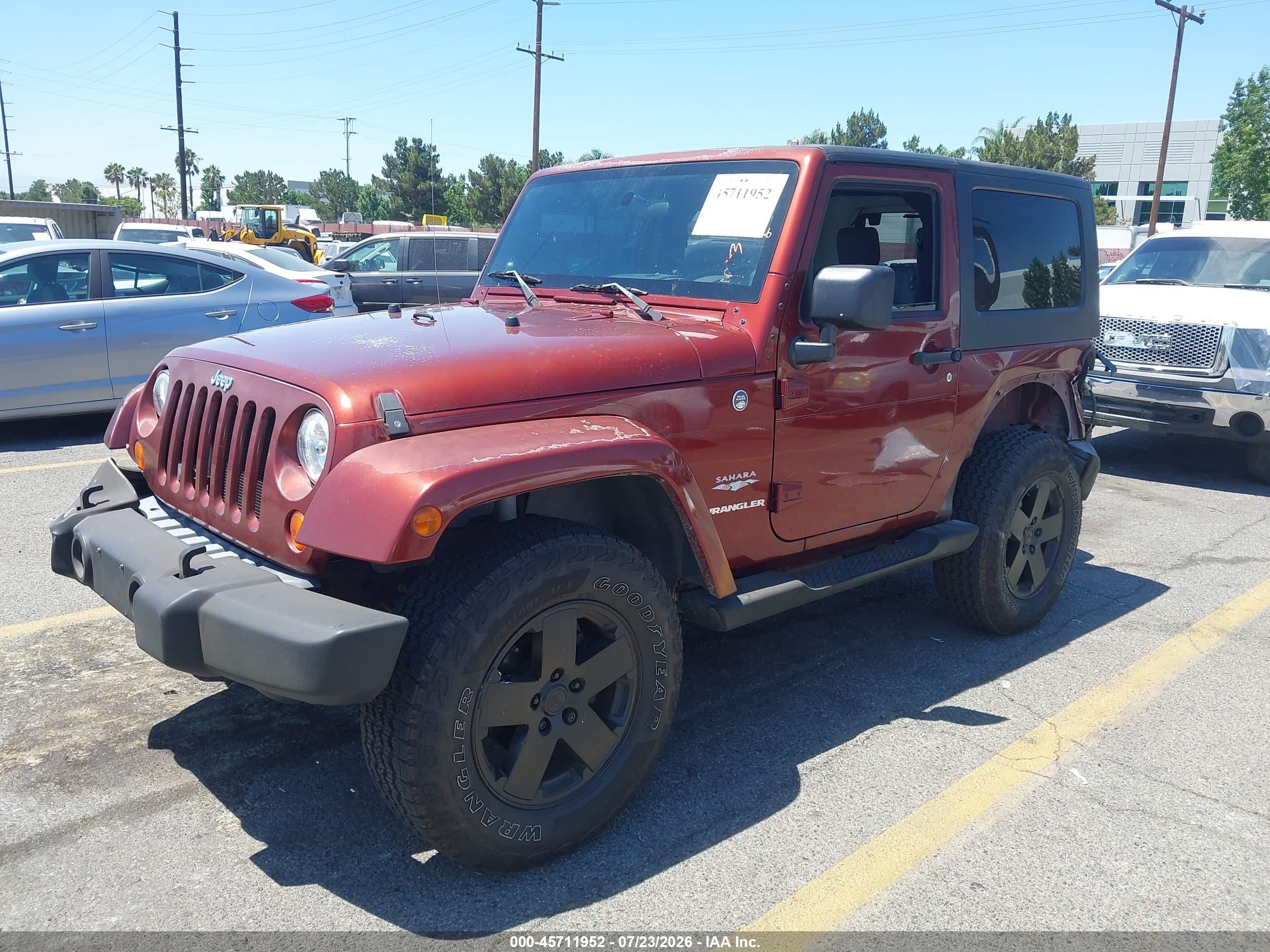 2007 Jeep Wrangler Sahara Maroon vin: 1J8FA54107L213863
