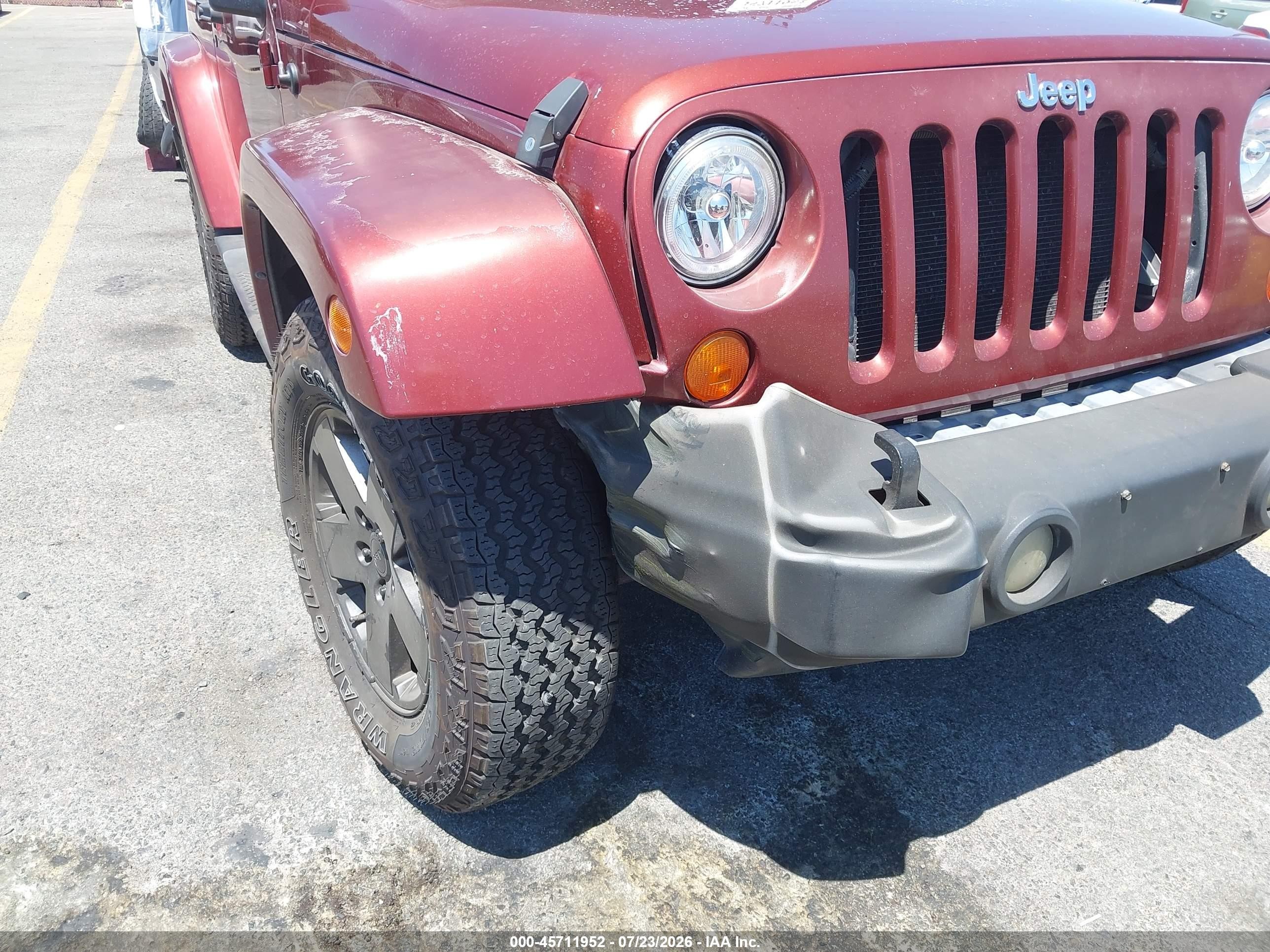 2007 Jeep Wrangler Sahara Maroon vin: 1J8FA54107L213863