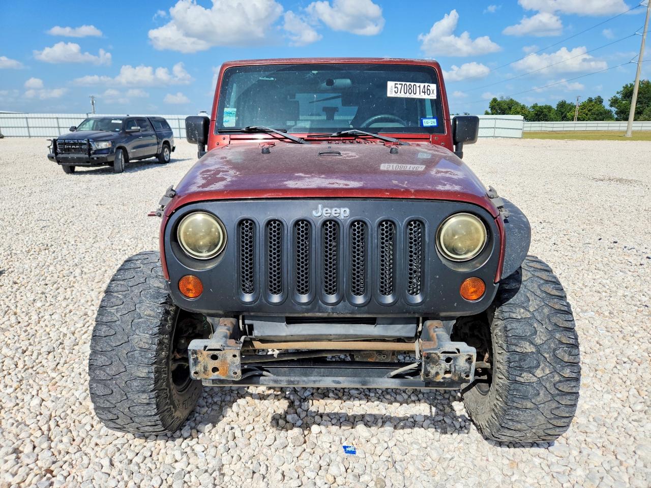 2008 Jeep Wrangler Sahara Maroon vin: 1J8FA54158L538963
