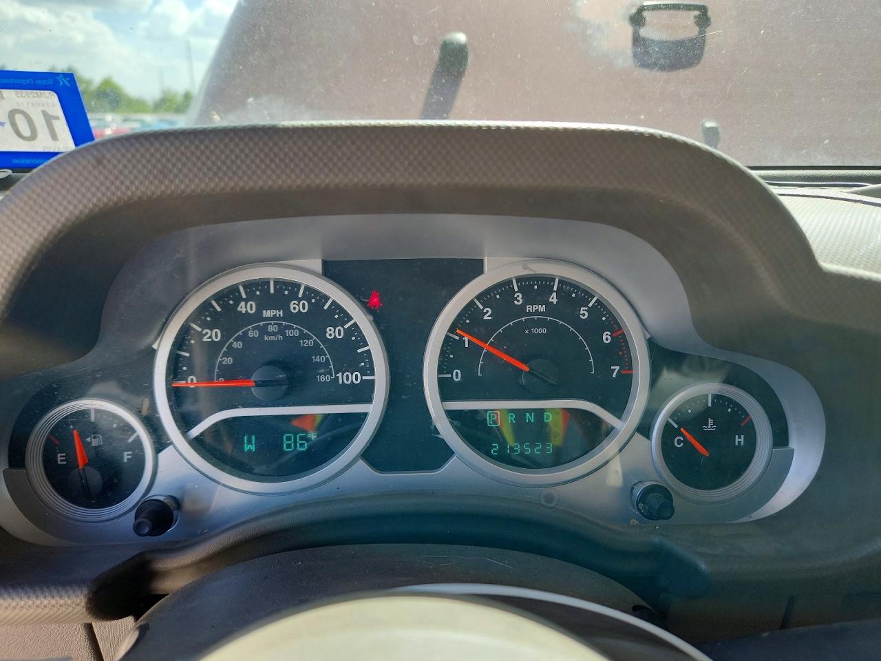 2008 Jeep Wrangler Sahara Maroon vin: 1J8FA54158L538963