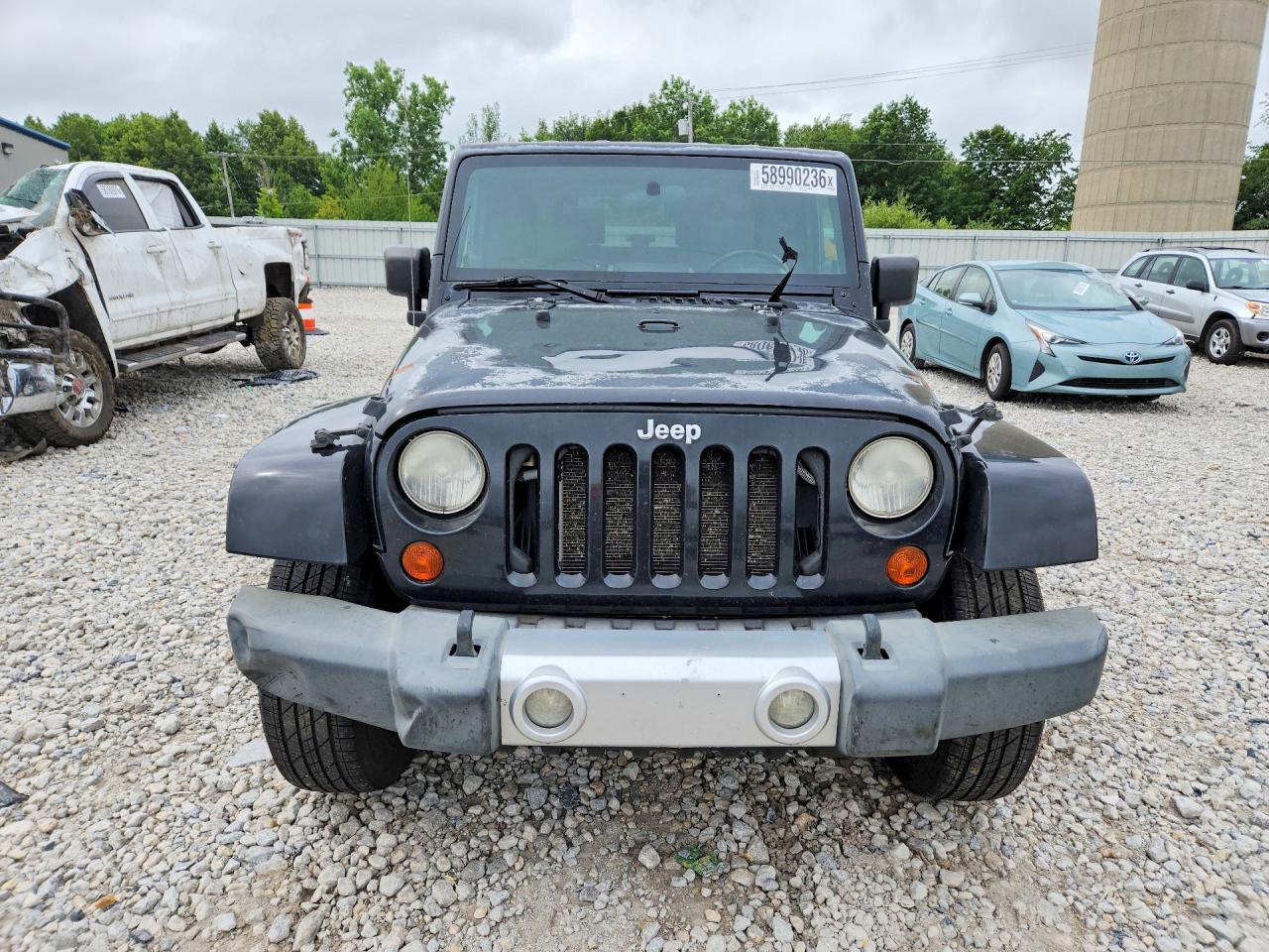 2008 Jeep Wrangler Sahara Черный vin: 1J8FA54158L578590