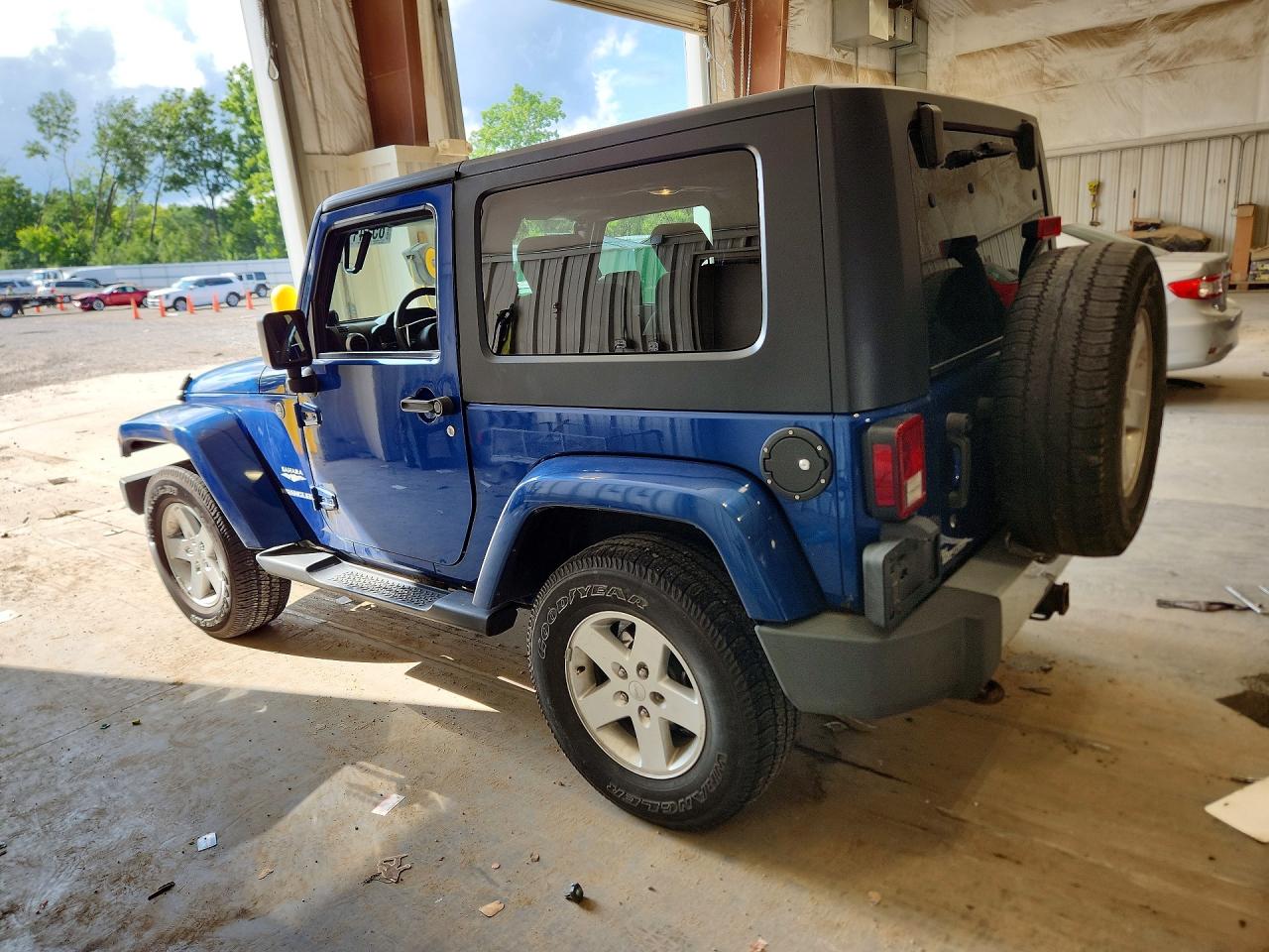 2009 Jeep Wrangler Sahara Blue vin: 1J8FA54189L788375
