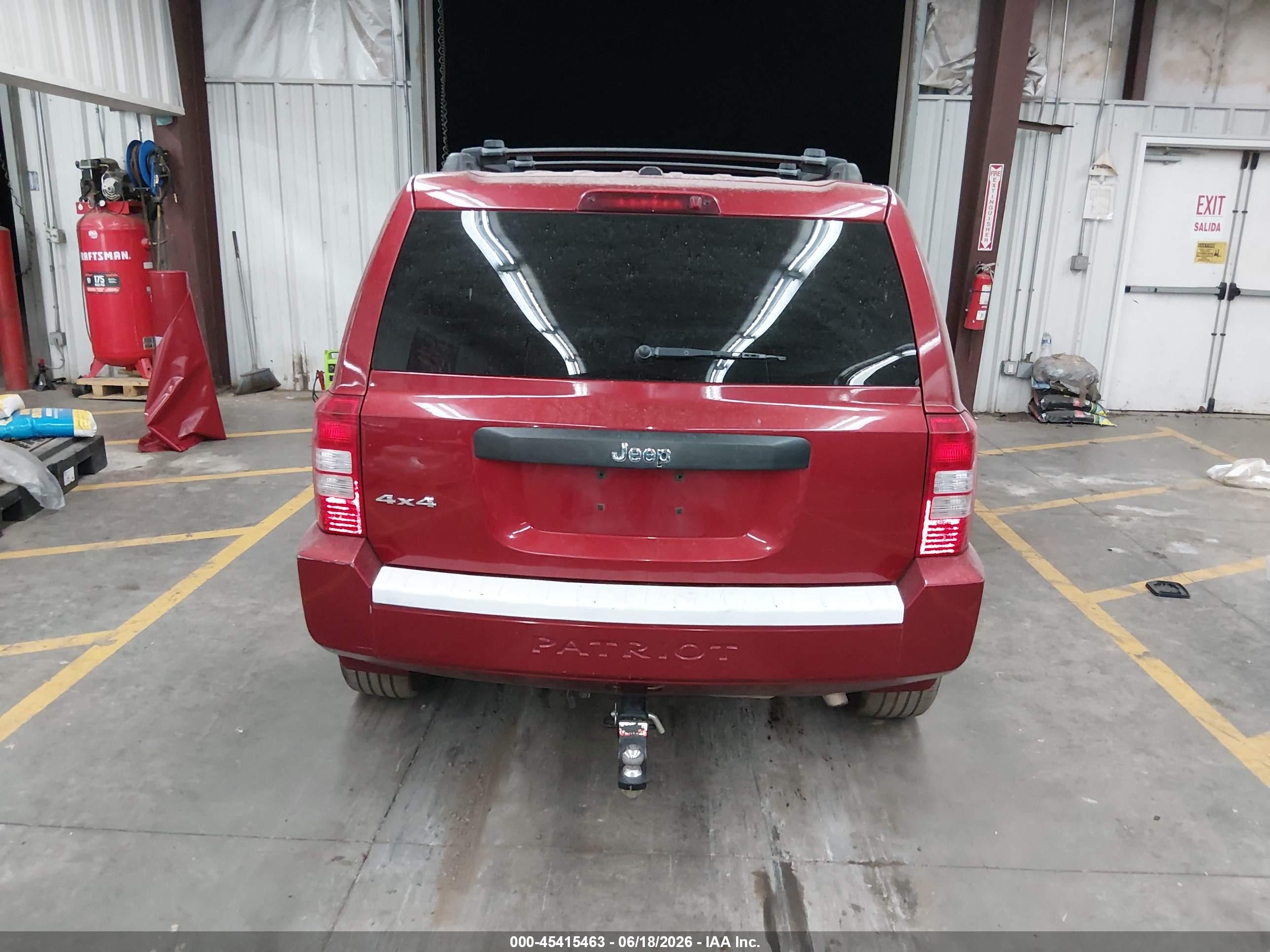 2009 Jeep Patriot Sport Red vin: 1J8FF28B19D118213