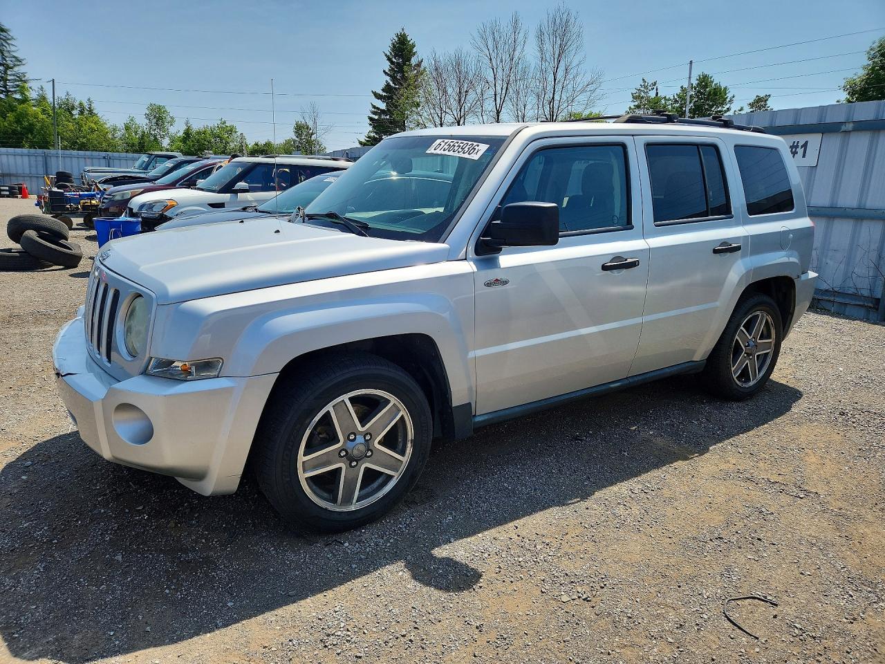 2009 Jeep Patriot Sport Серебряный vin: 1J8FF28B19D201785