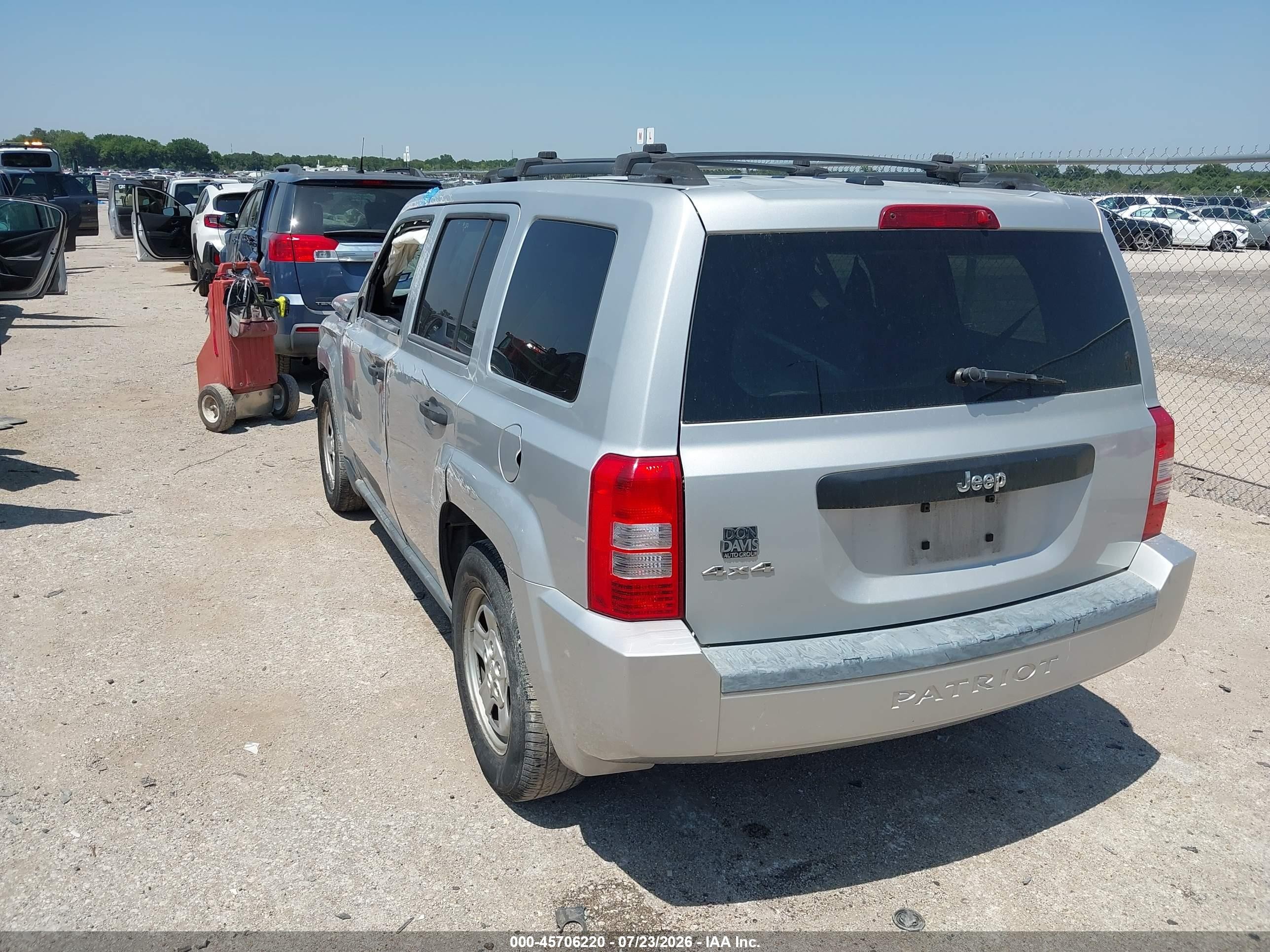 2009 Jeep Patriot Sport Silver vin: 1J8FF28B79D113694