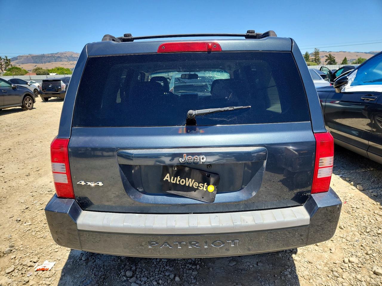 2007 Jeep Patriot Sport Серый vin: 1J8FF28W07D351659