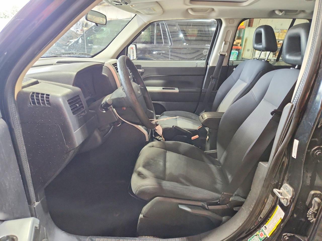 2008 Jeep Patriot Sport Black vin: 1J8FF28W18D607910