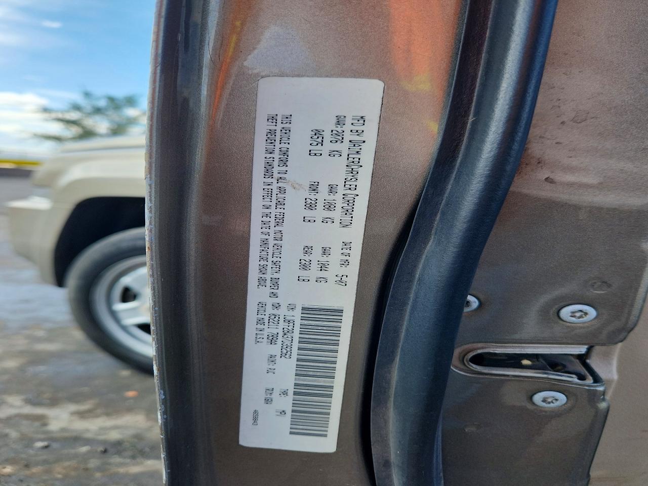 2007 Jeep Patriot Sport Gold vin: 1J8FF28W37D392562