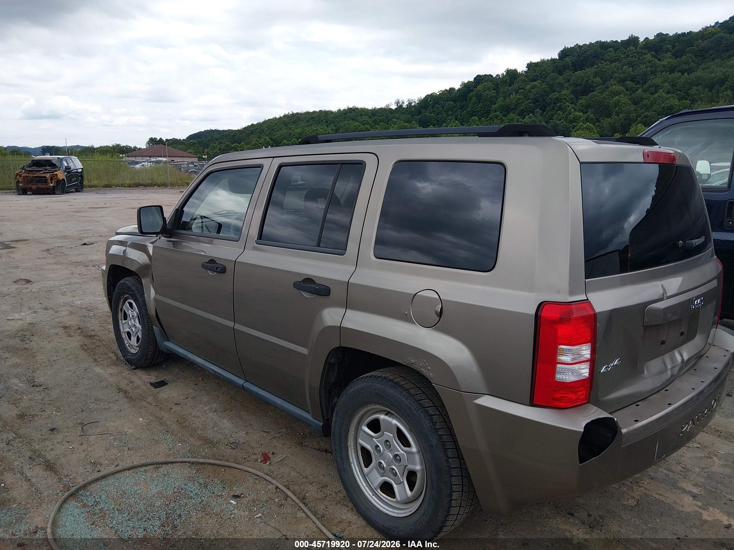 2007 Jeep Patriot Sport Green vin: 1J8FF28W67D251243