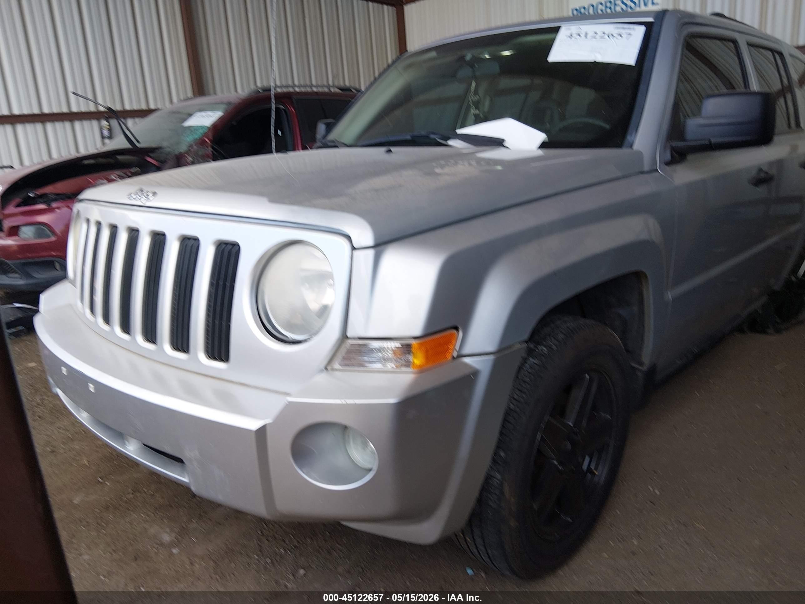 2007 Jeep Patriot Sport Silver vin: 1J8FF28W67D396802