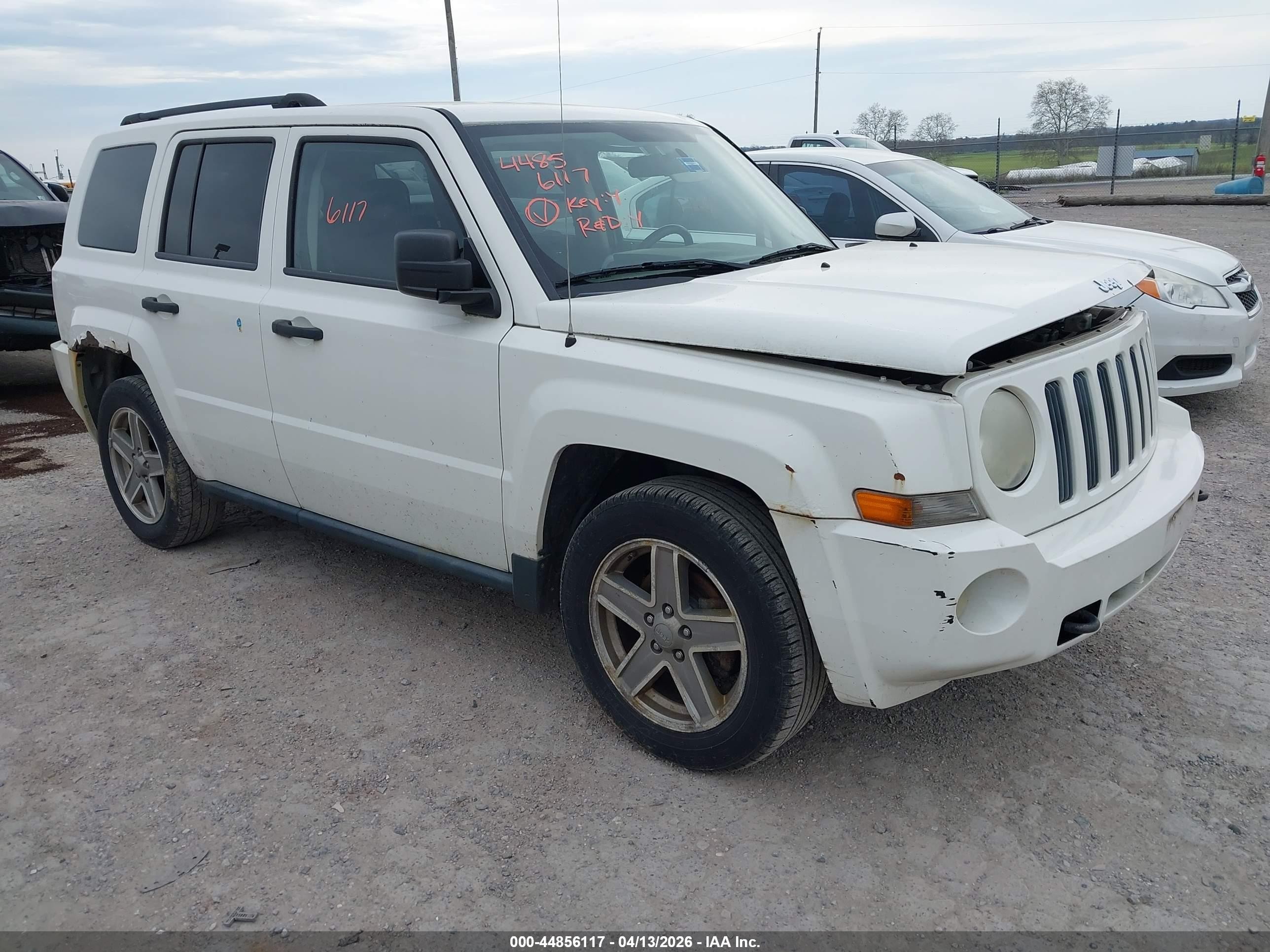 2008 Jeep Patriot Sport White vin: 1J8FF28W68D528488