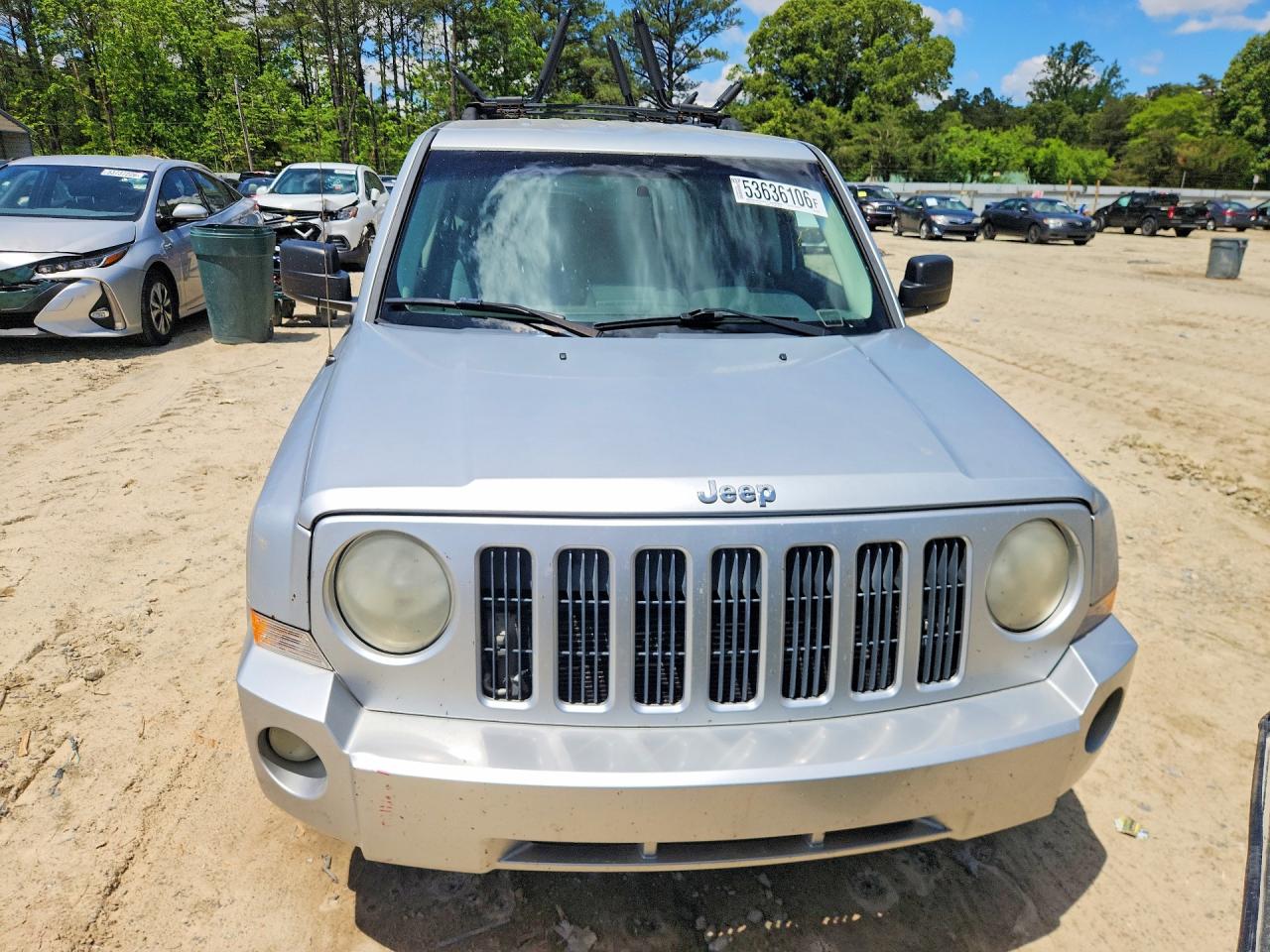 2007 Jeep Patriot Sport Серебряный vin: 1J8FF28W77D364974