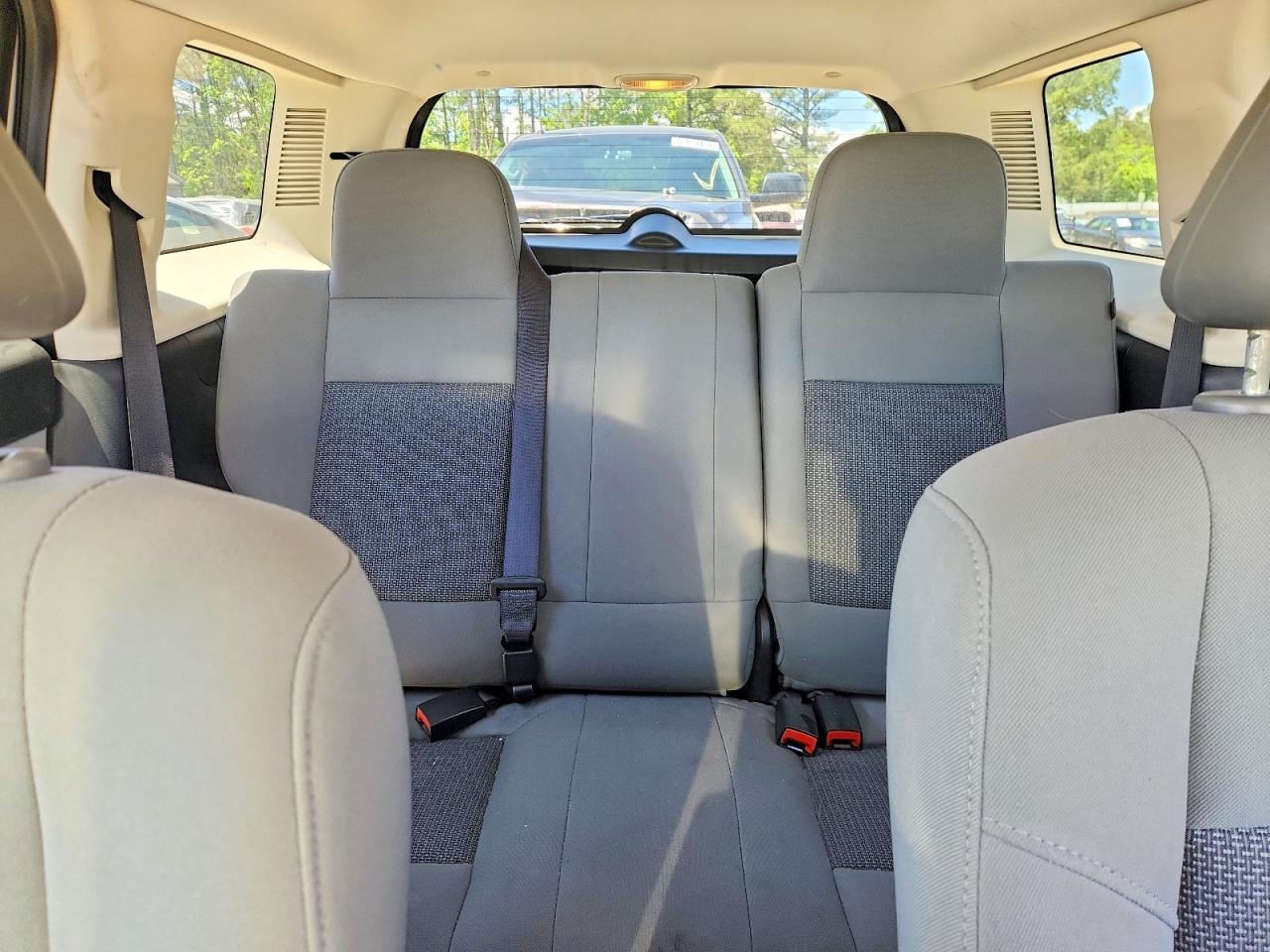2007 Jeep Patriot Sport Серебряный vin: 1J8FF28W77D364974