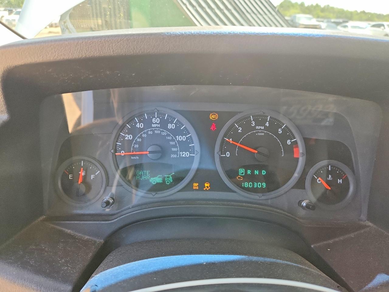2007 Jeep Patriot Sport Серебряный vin: 1J8FF28W77D364974