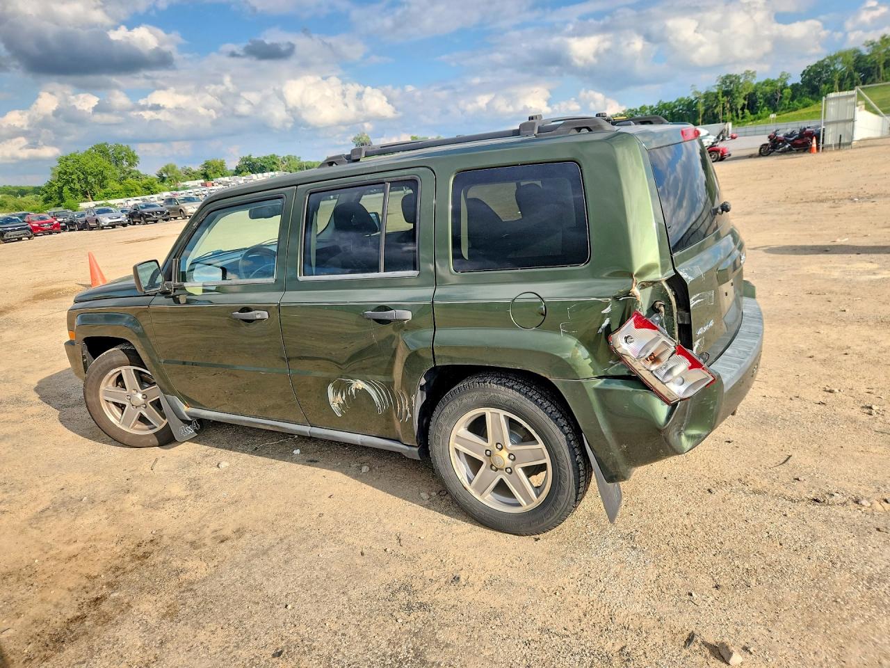 2007 Jeep Patriot Sport Green vin: 1J8FF28W87D418296
