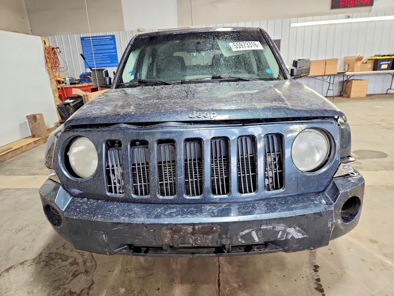 2008 Jeep Patriot Sport Gray vin: 1J8FF28W88D608049