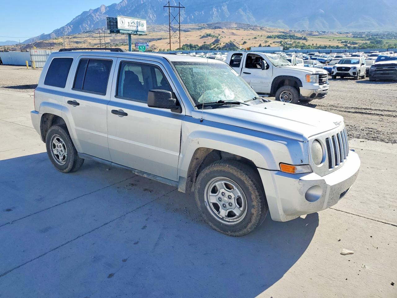 2008 Jeep Patriot Sport Silver vin: 1J8FF28W98D636779