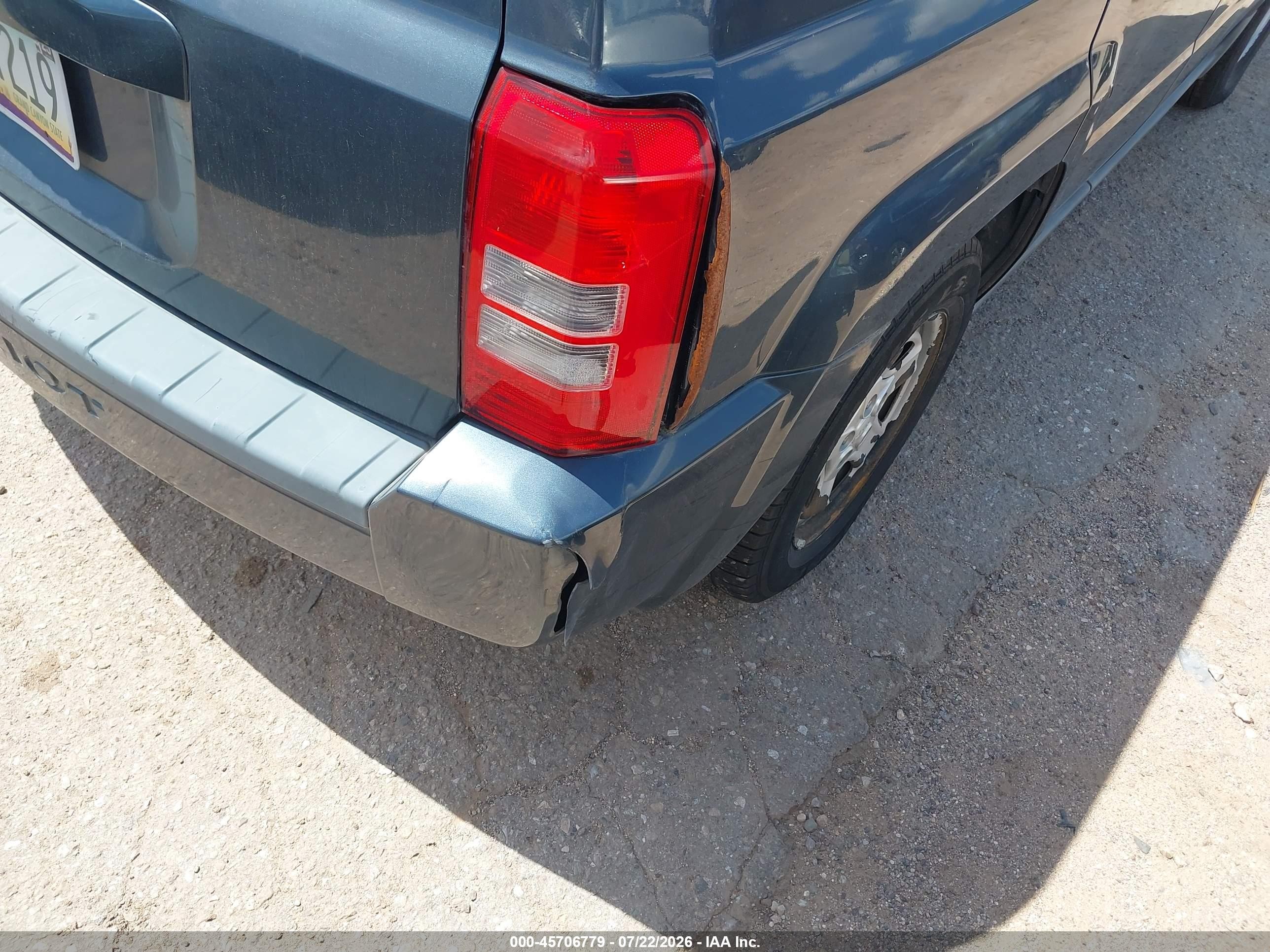 2008 Jeep Patriot Sport Gray vin: 1J8FF28W98D701775