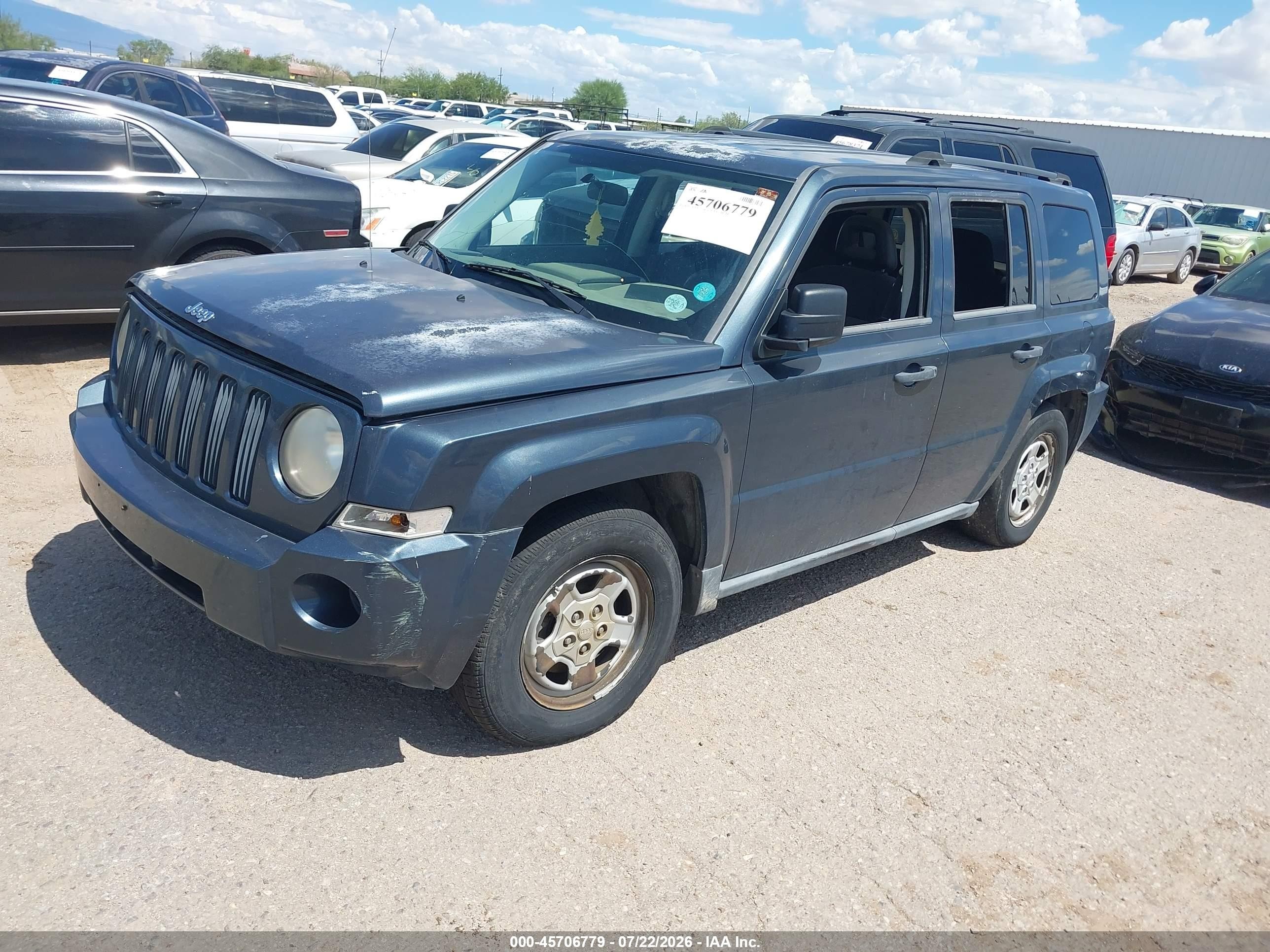 2008 Jeep Patriot Sport Gray vin: 1J8FF28W98D701775
