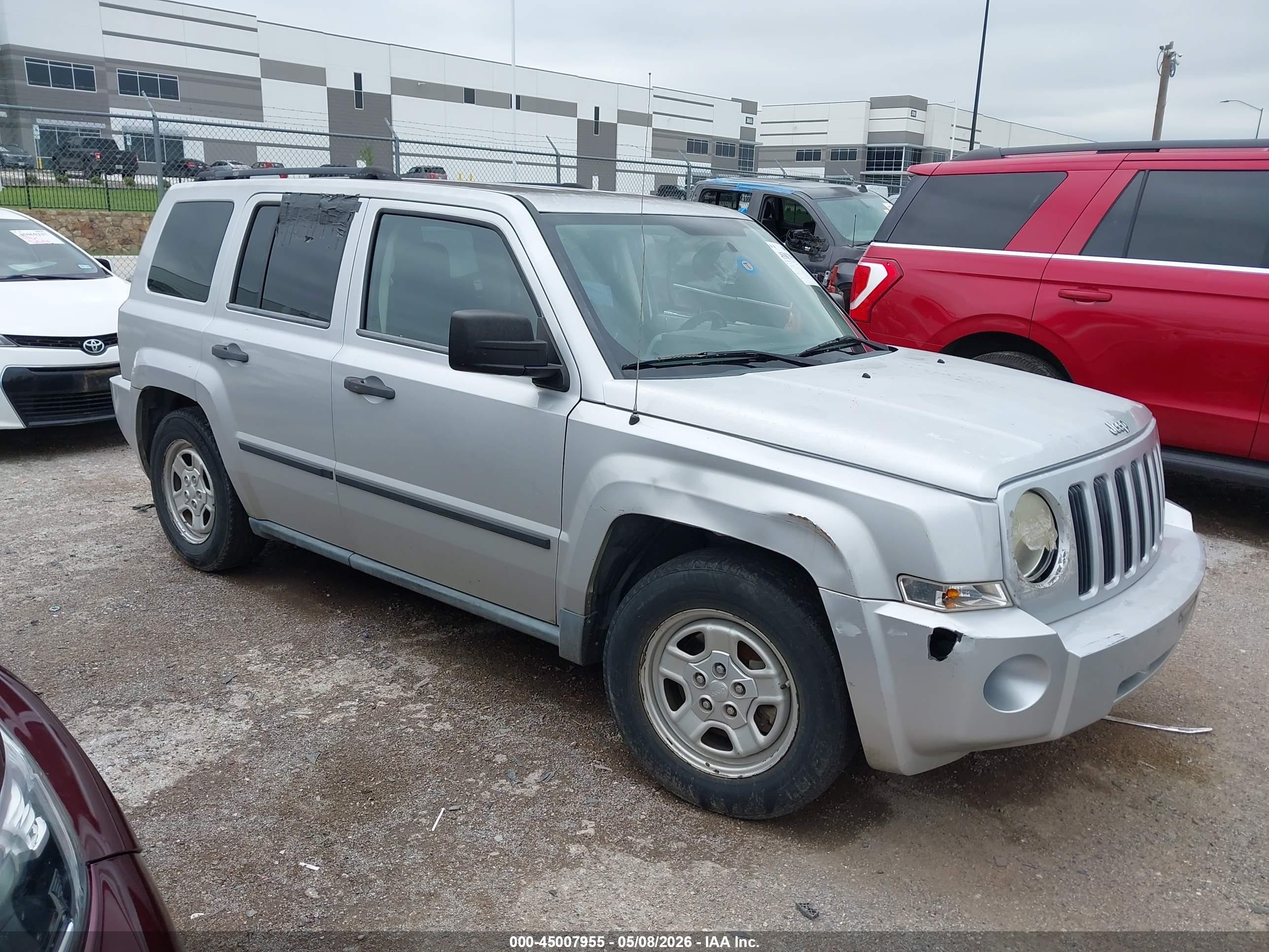 2008 Jeep Patriot Sport Silver vin: 1J8FF28WX8D605489