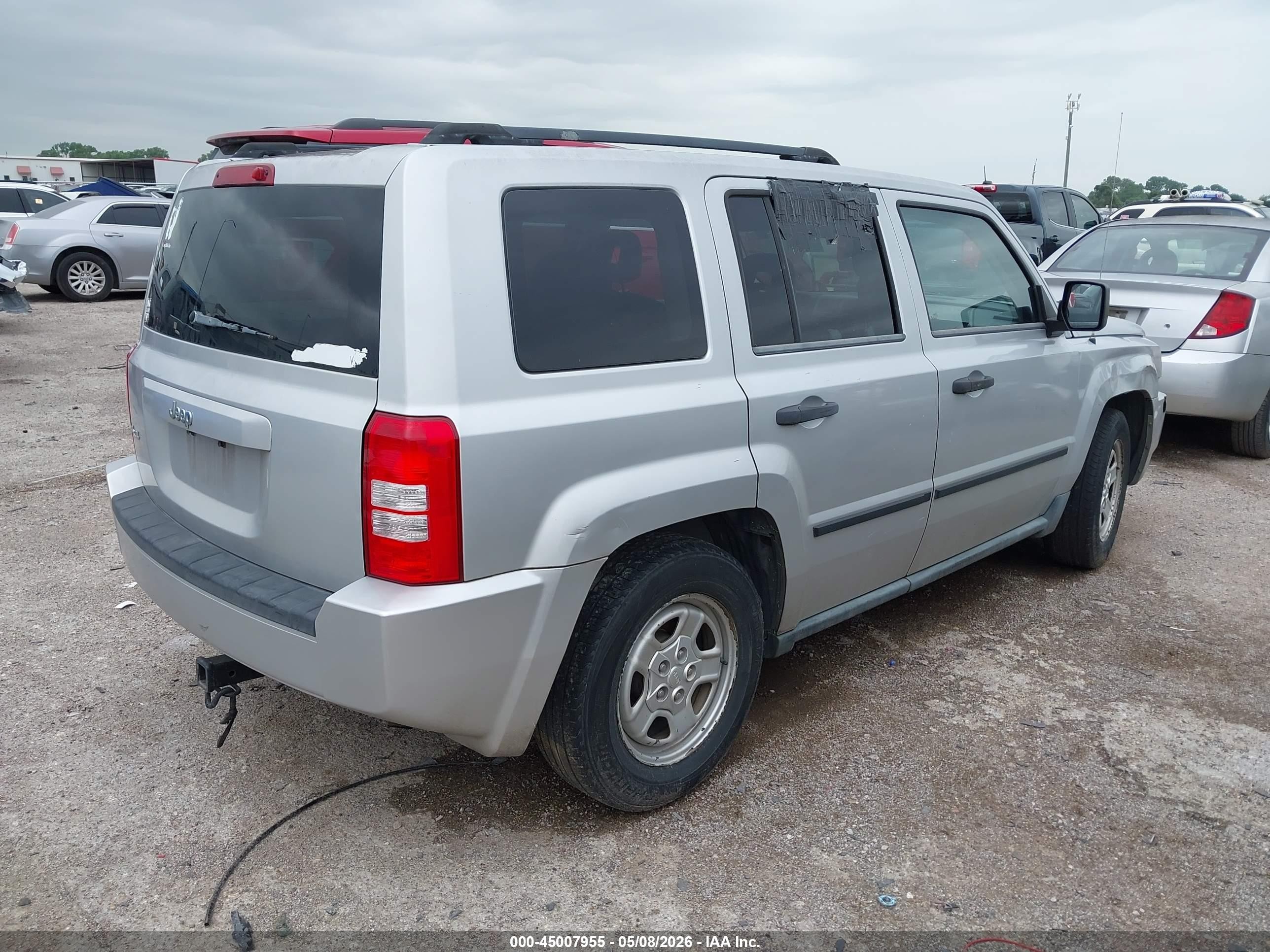 2008 Jeep Patriot Sport Silver vin: 1J8FF28WX8D605489