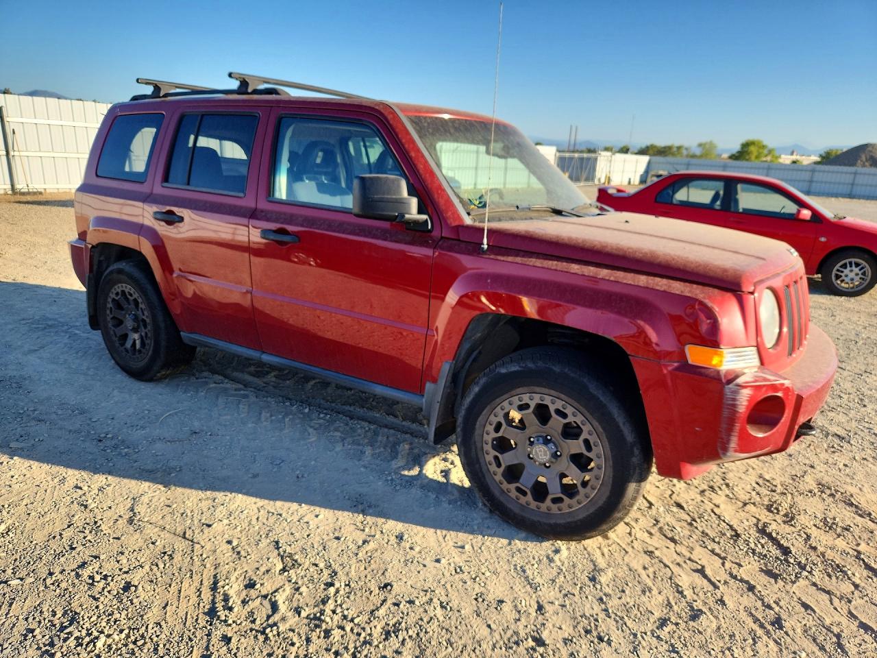 2008 Jeep Patriot Sport Red vin: 1J8FF28WX8D752668