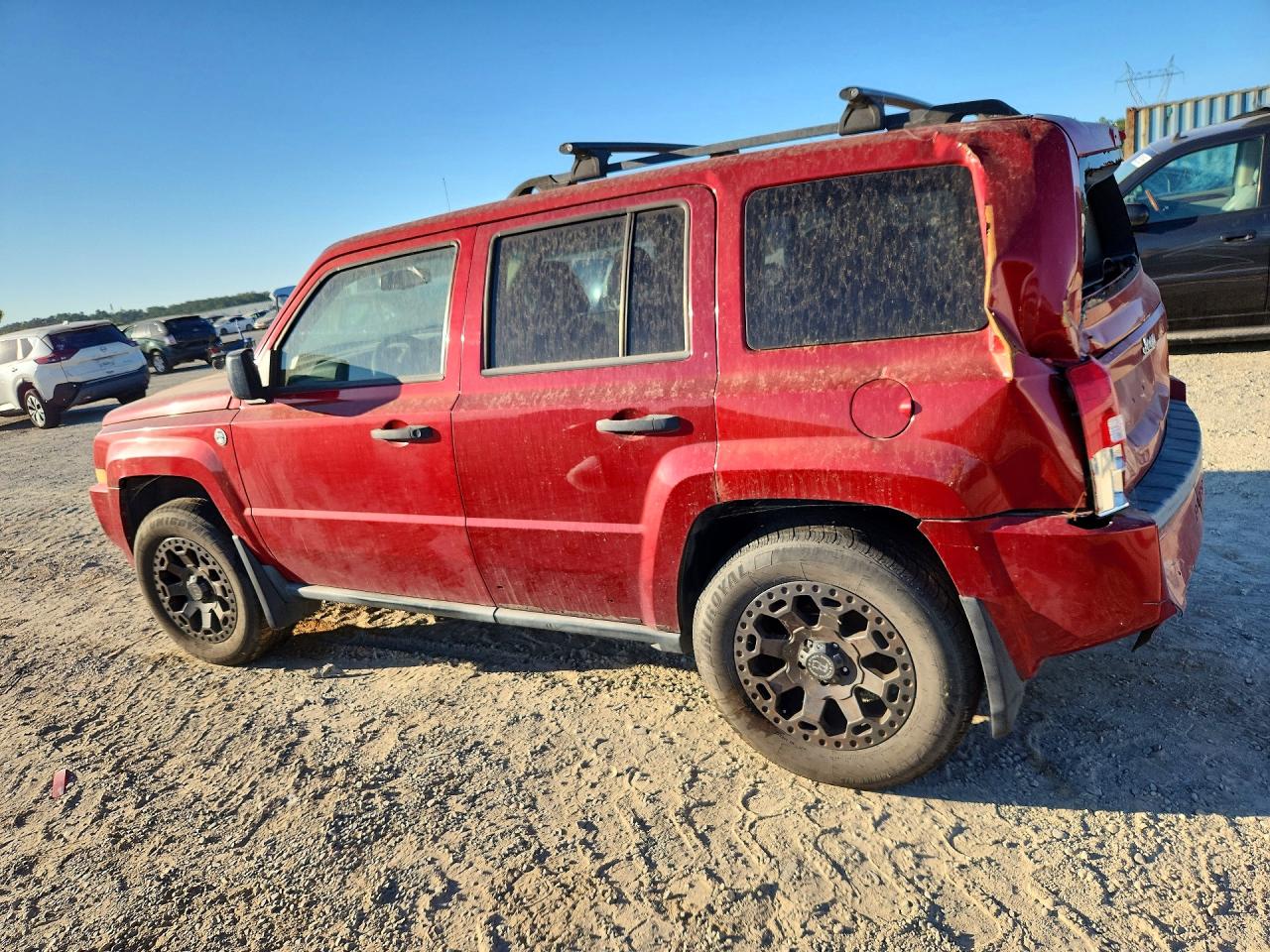2008 Jeep Patriot Sport Red vin: 1J8FF28WX8D752668