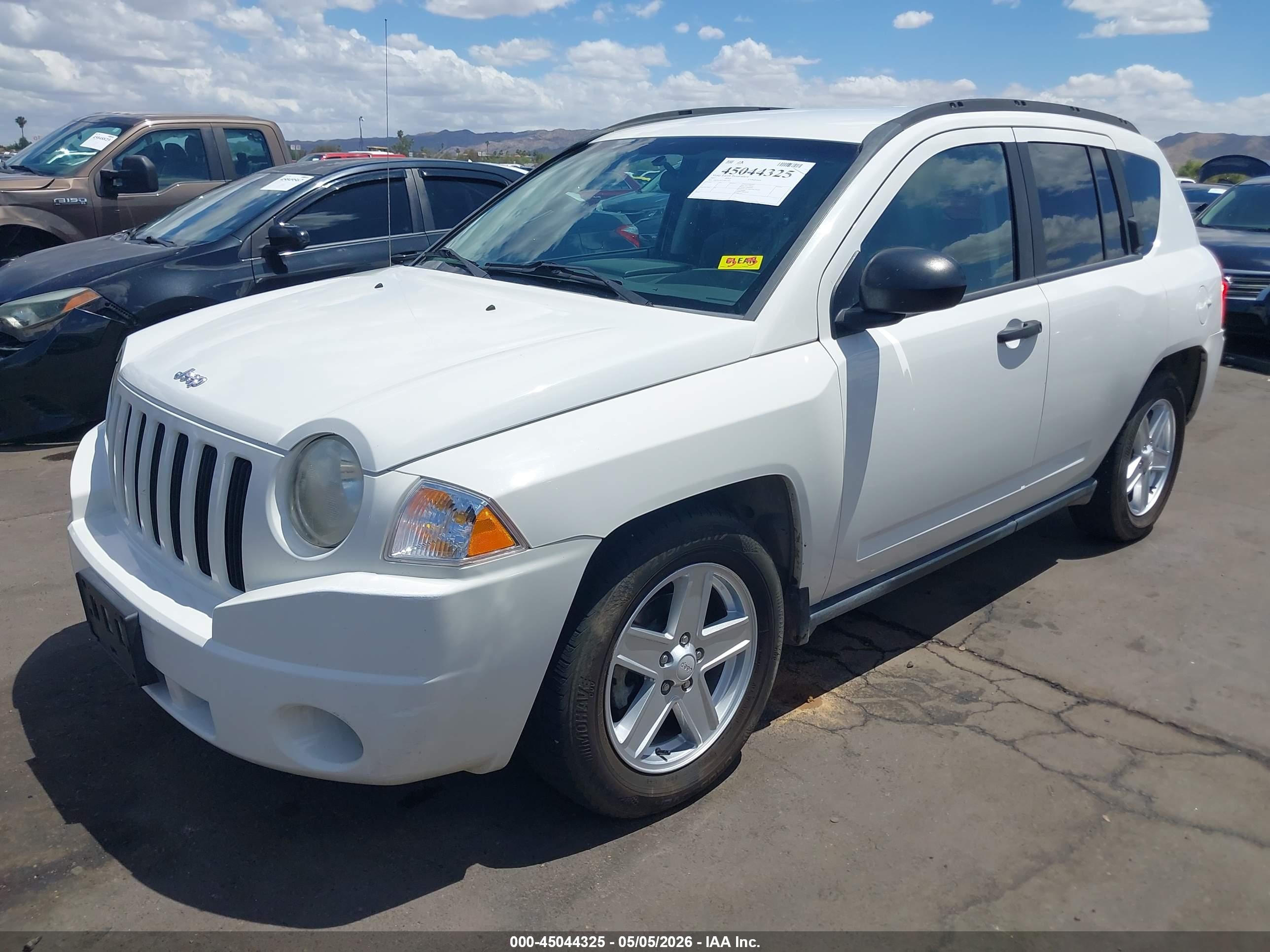 2007 Jeep Compass Sport White vin: 1J8FF47W27D155901