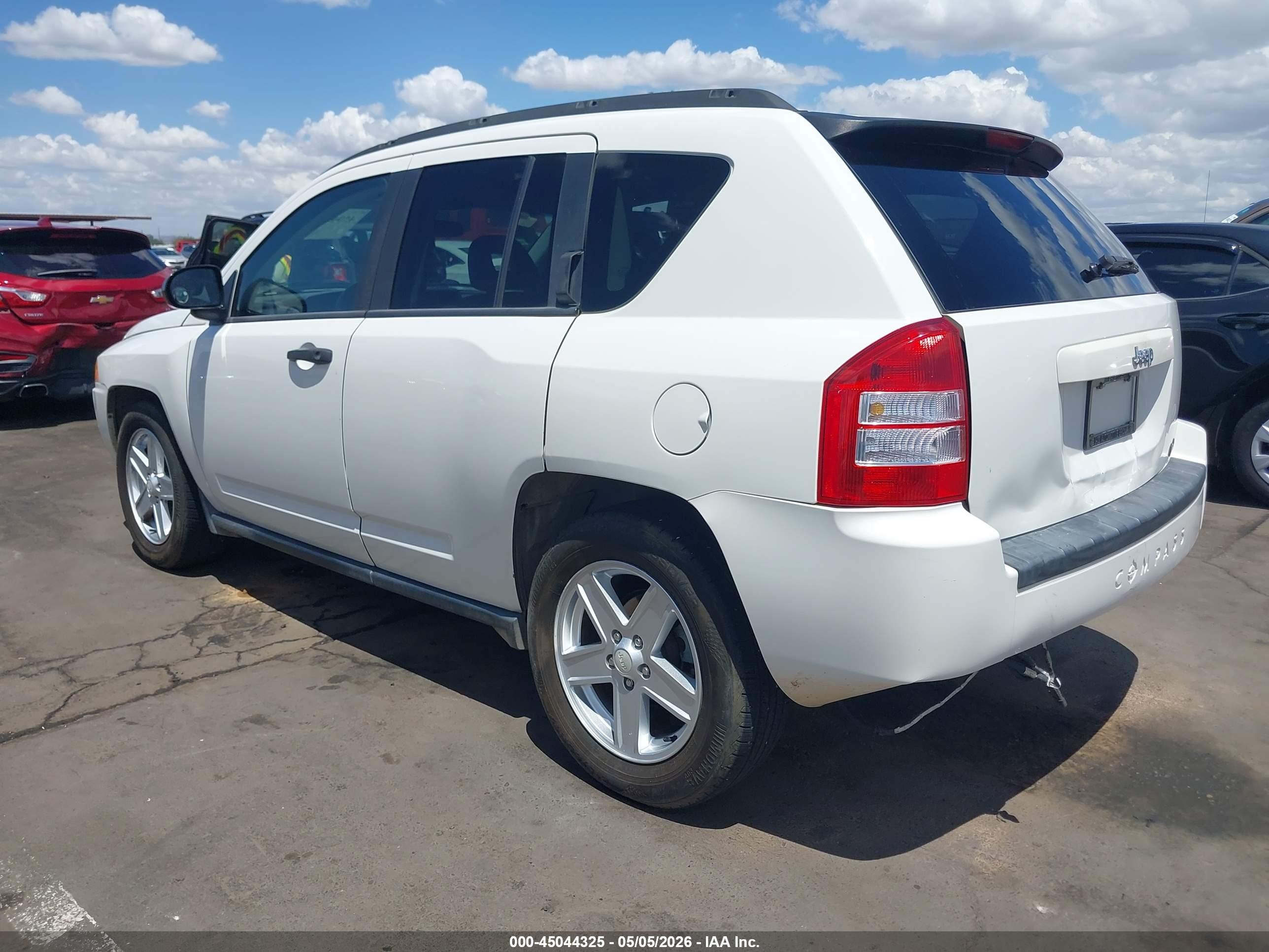 2007 Jeep Compass Sport White vin: 1J8FF47W27D155901