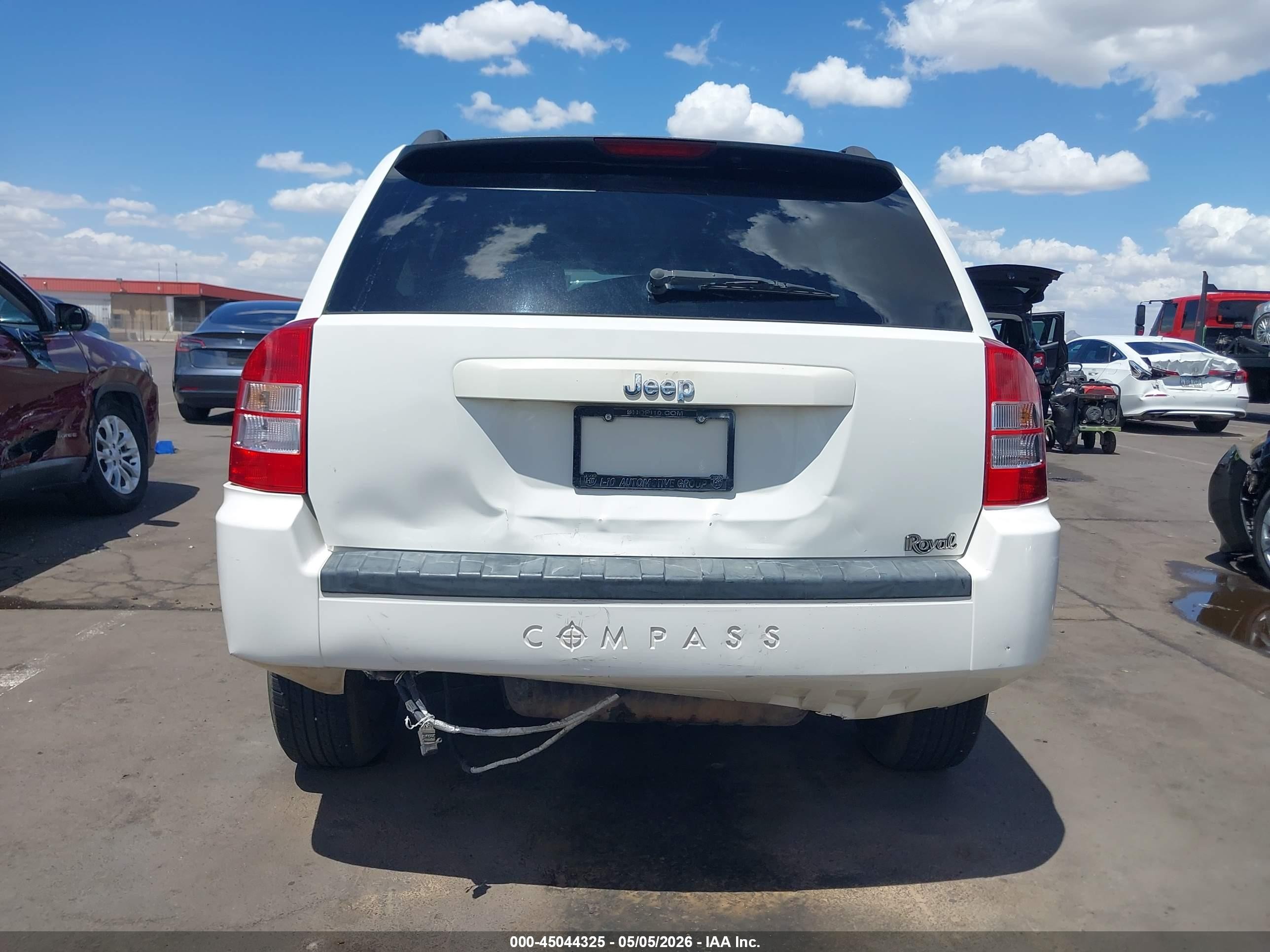 2007 Jeep Compass Sport White vin: 1J8FF47W27D155901