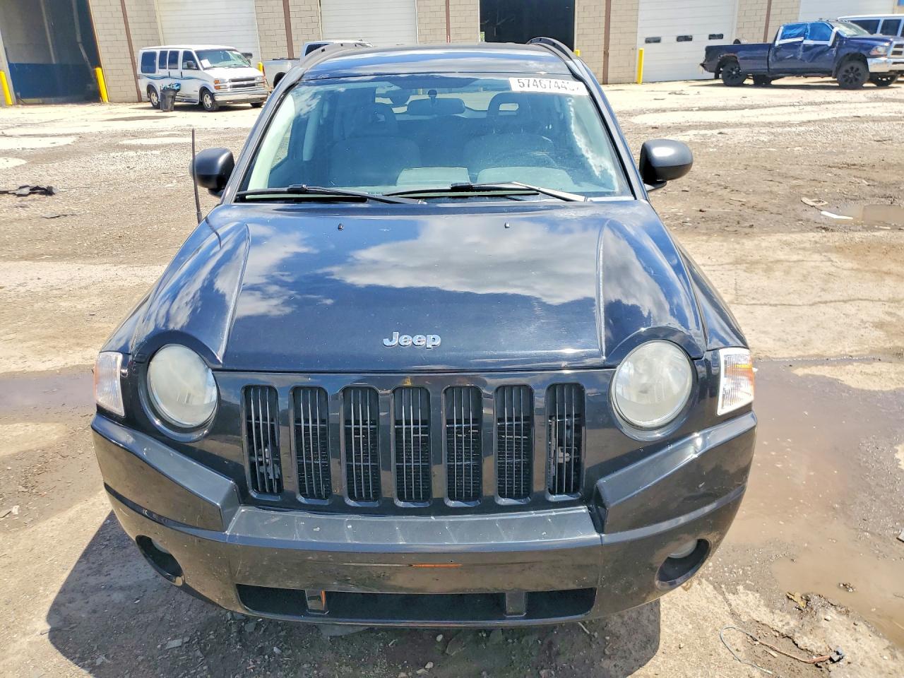 2007 Jeep Compass Черный vin: 1J8FF47W27D180099