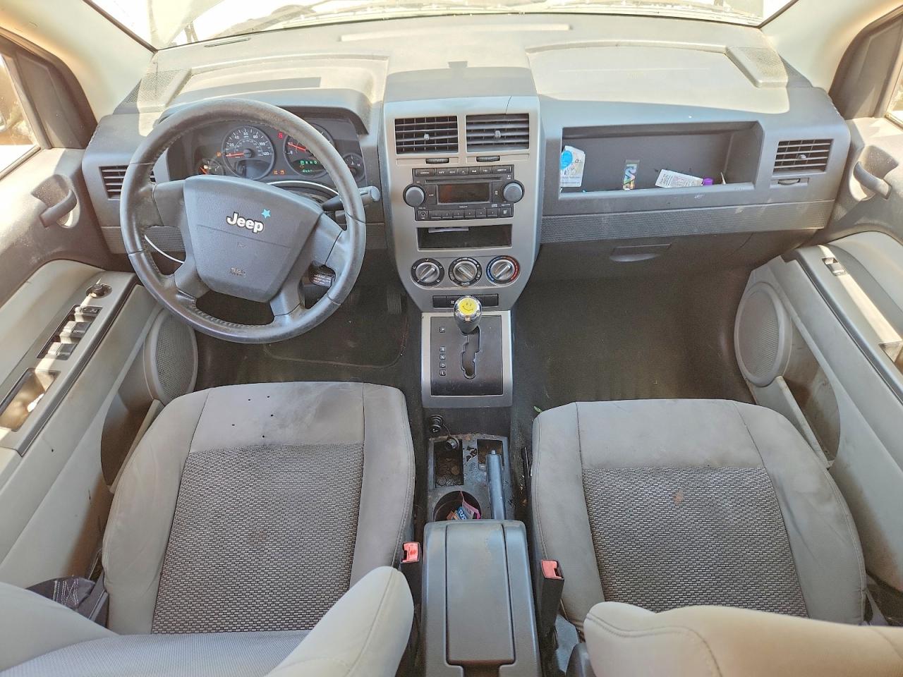 2007 Jeep Compass Green vin: 1J8FF47W27D585105