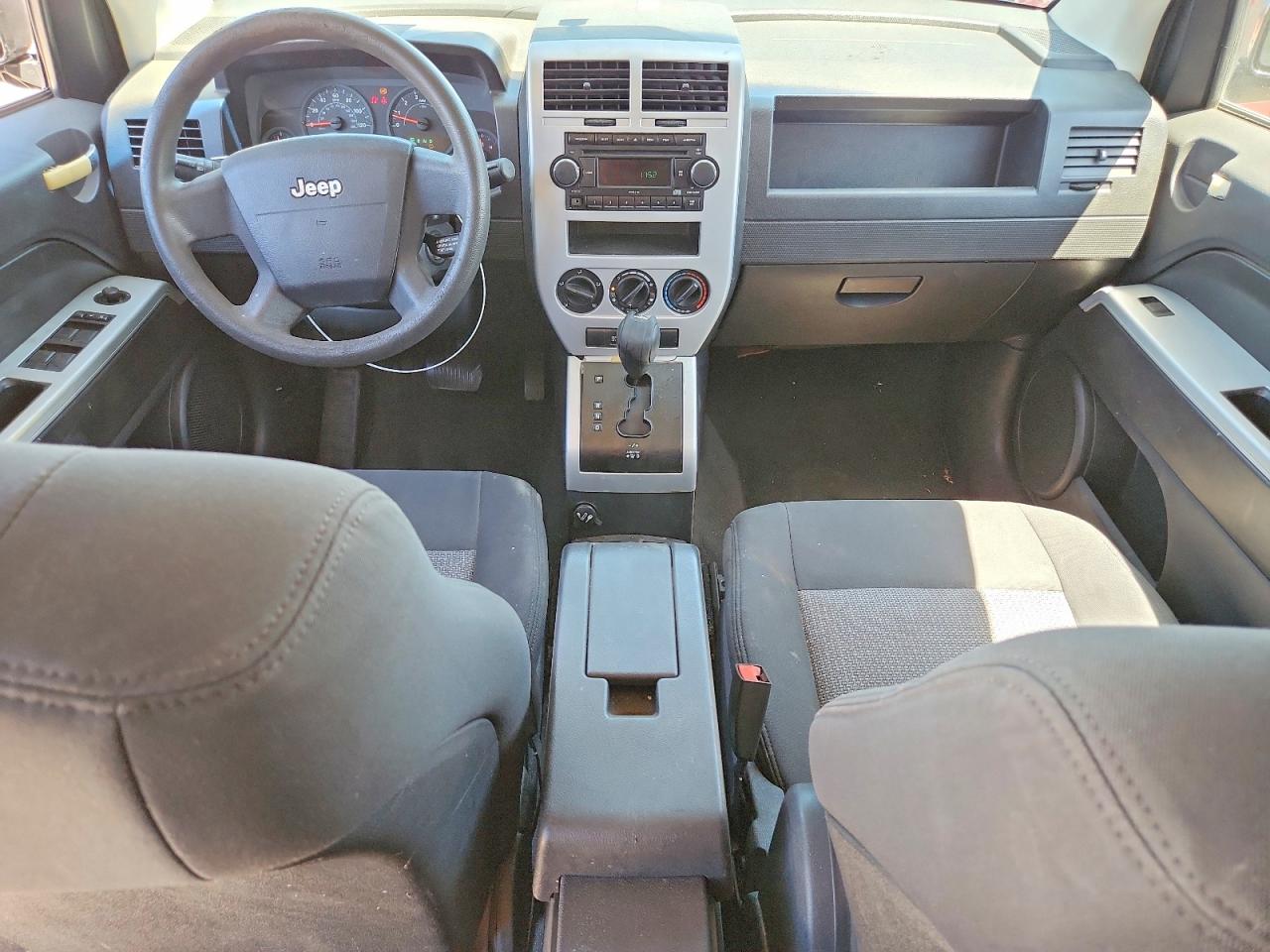 2008 Jeep Compass Sport Gray vin: 1J8FF47W38D537078