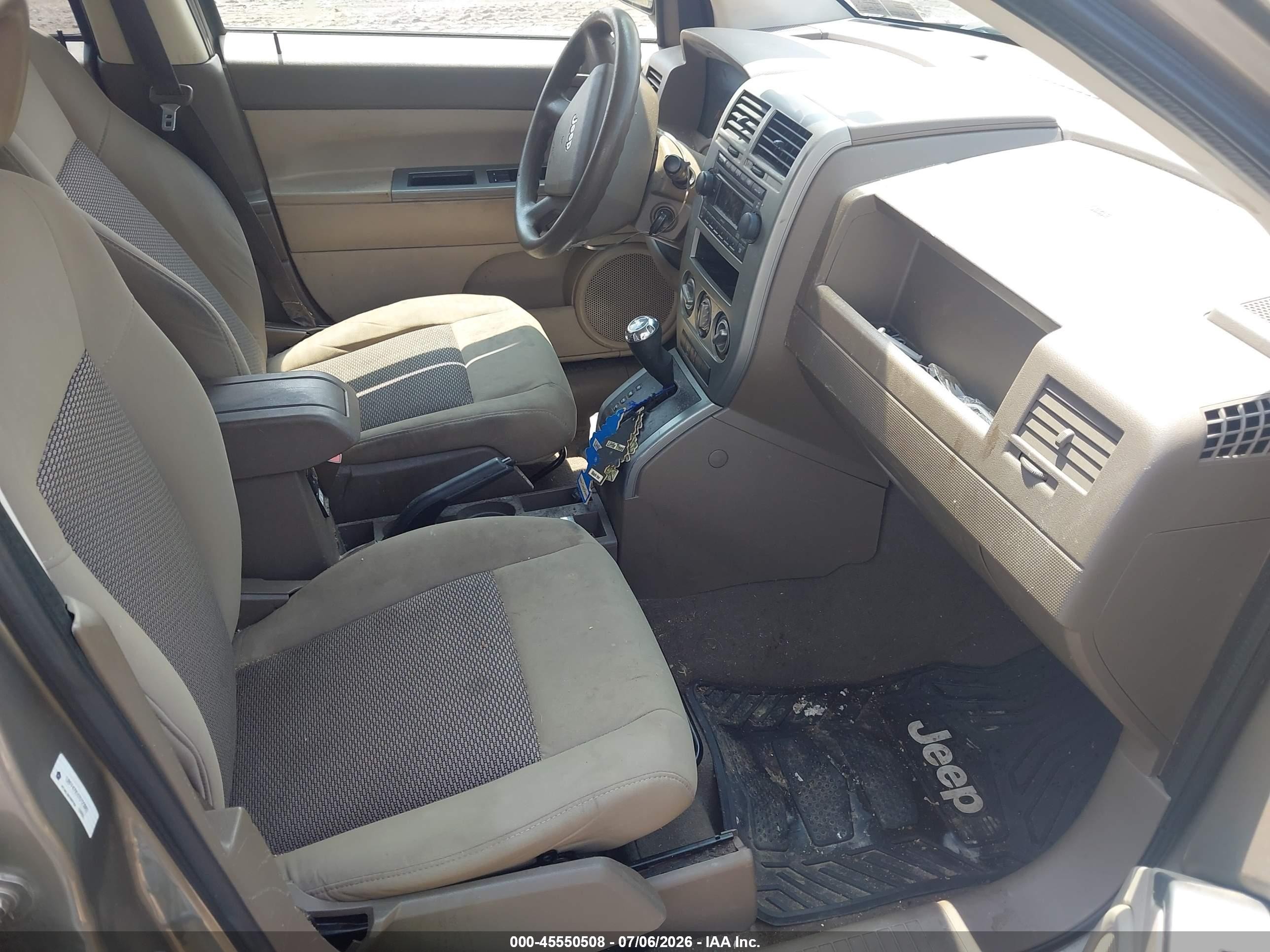 2007 Jeep Compass Sport Silver vin: 1J8FF47W47D123063