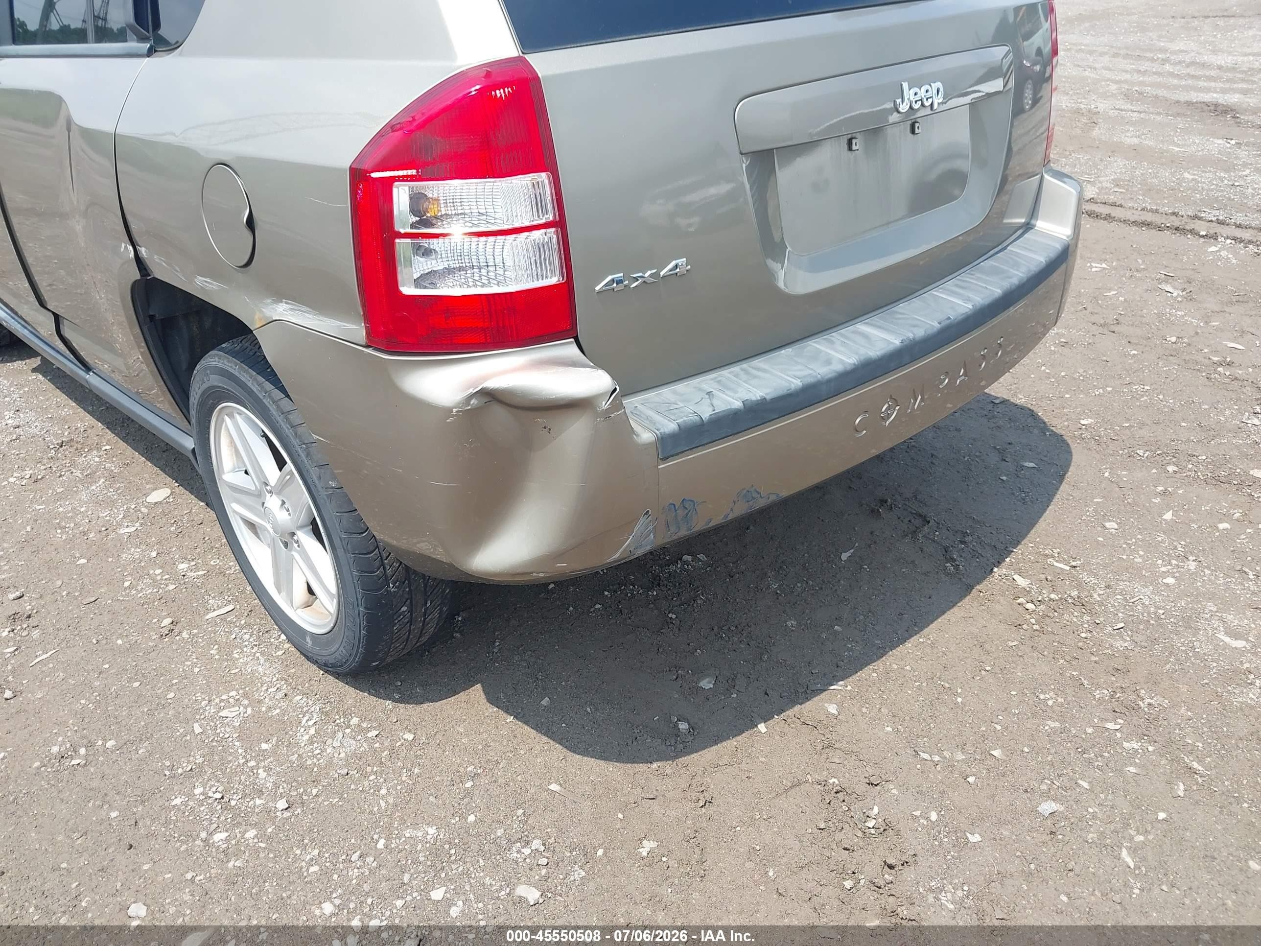 2007 Jeep Compass Sport Silver vin: 1J8FF47W47D123063