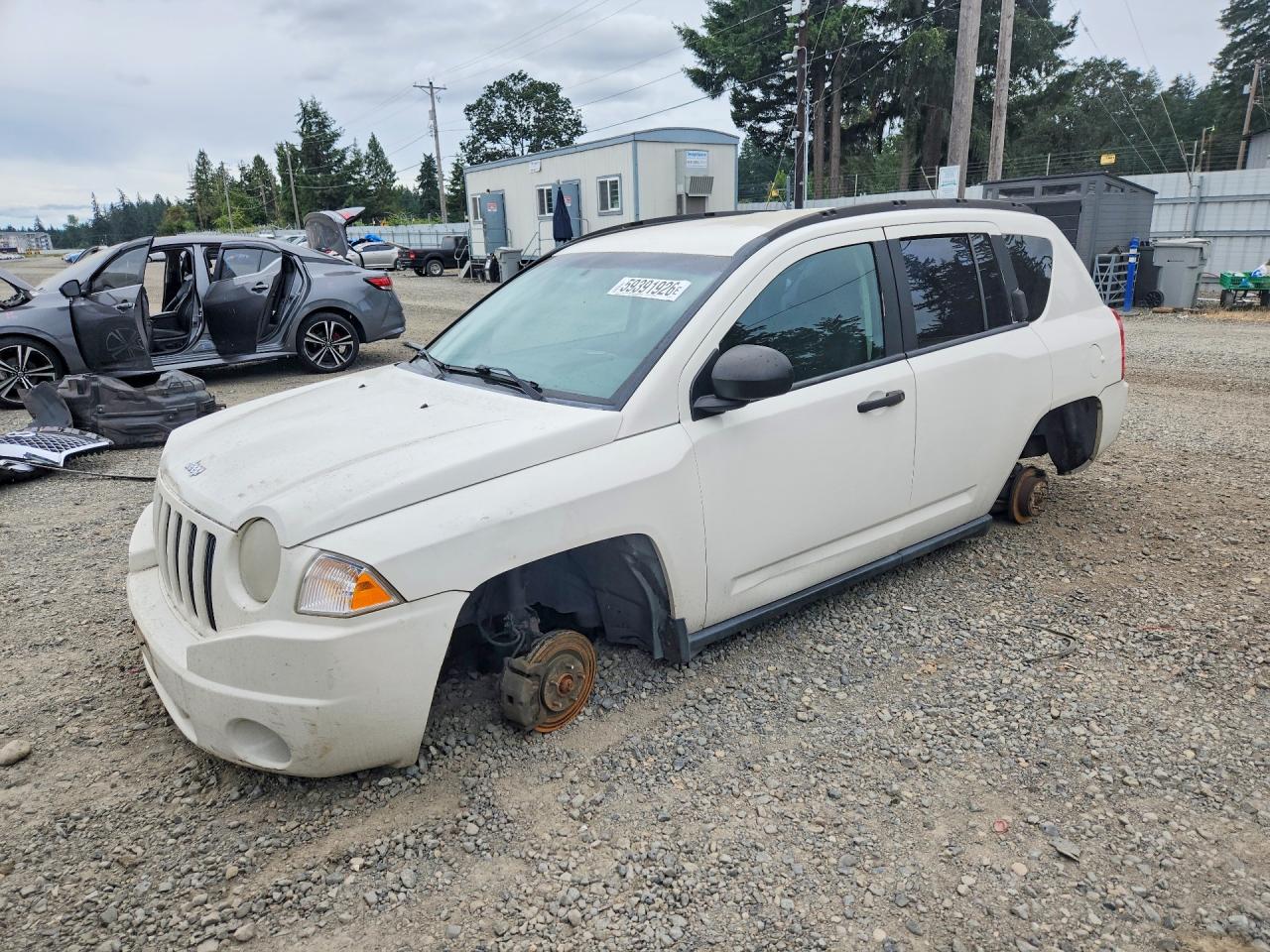 2007 Jeep Compass White vin: 1J8FF47W57D205271