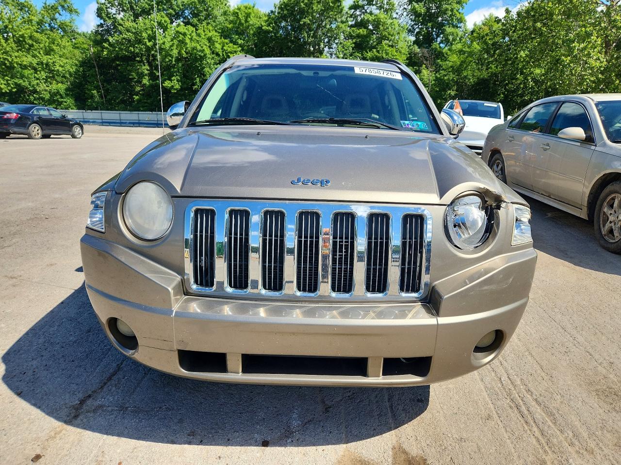 2008 Jeep Compass Sport Gold vin: 1J8FF47W68D713640