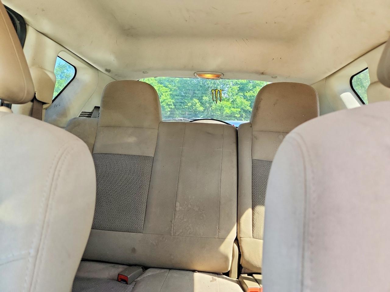 2008 Jeep Compass Sport Gold vin: 1J8FF47W68D713640