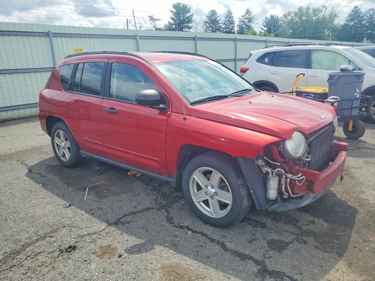 2008 Jeep Compass Sport Red vin: 1J8FF47W68D775426