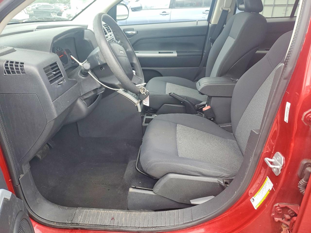 2008 Jeep Compass Sport Red vin: 1J8FF47W68D775426