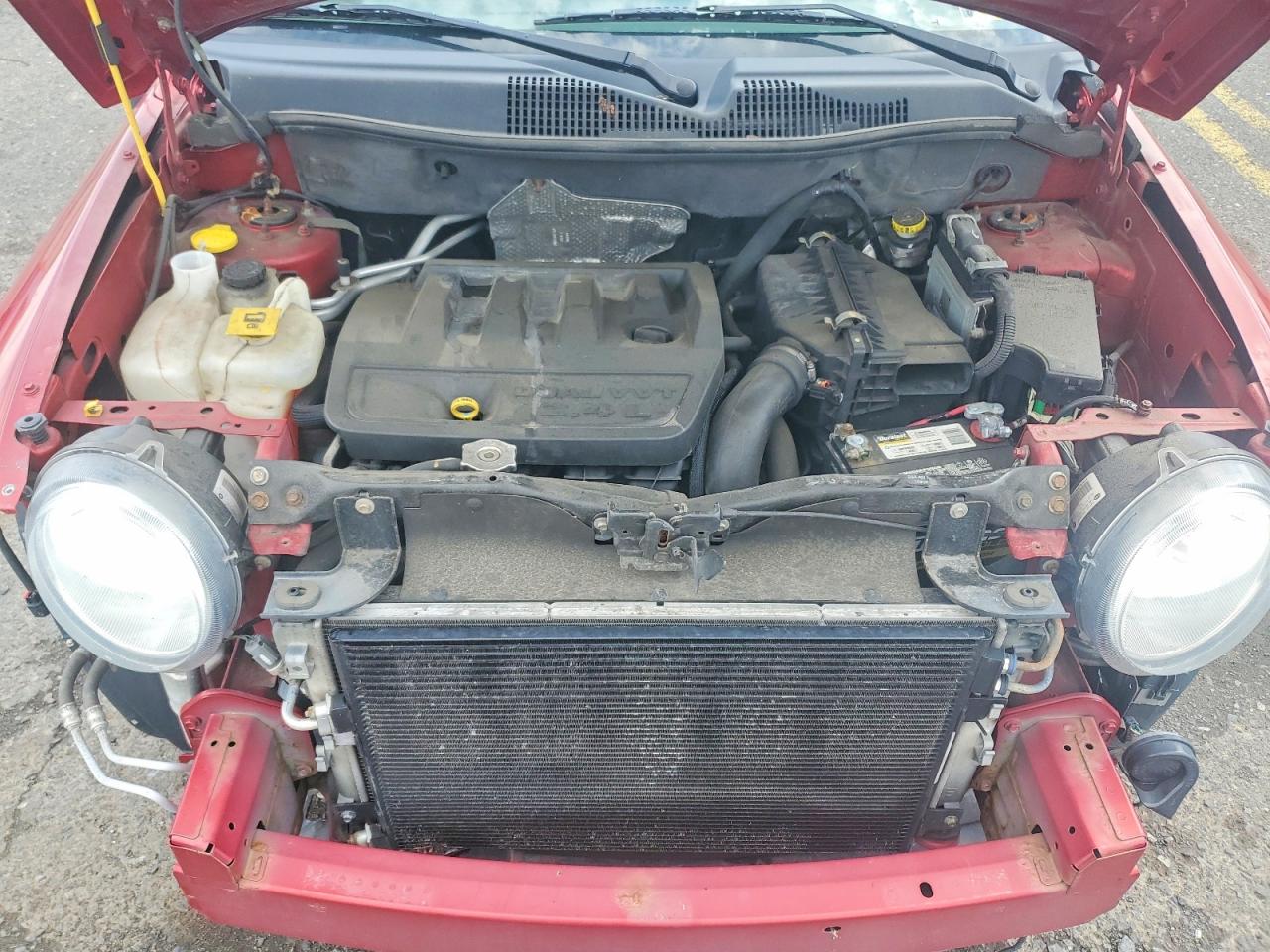 2008 Jeep Compass Sport Red vin: 1J8FF47W68D775426