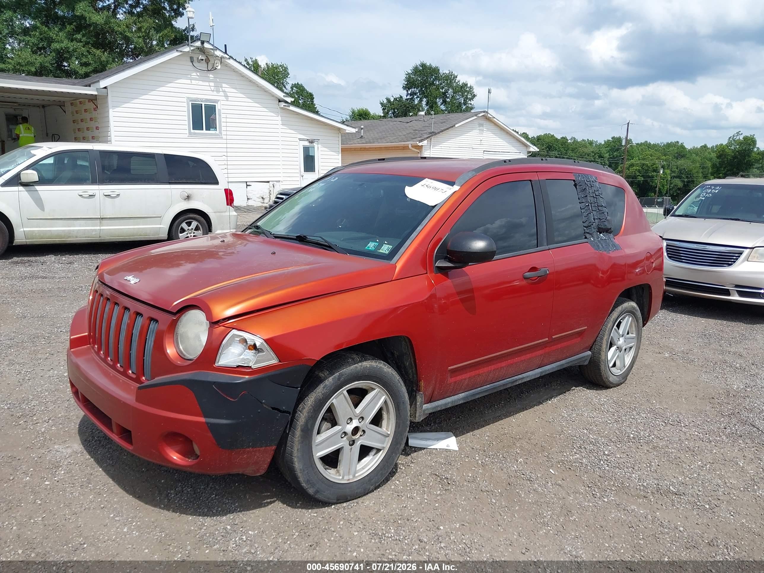 2008 Jeep Compass Sport Orange vin: 1J8FF47W78D714425