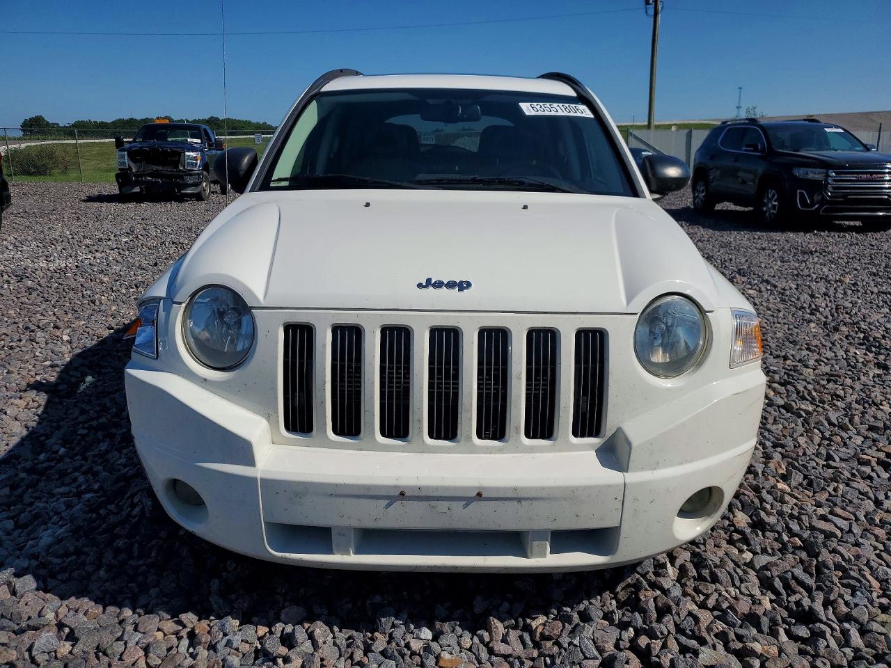 2007 Jeep Compass White vin: 1J8FF47W87D204003