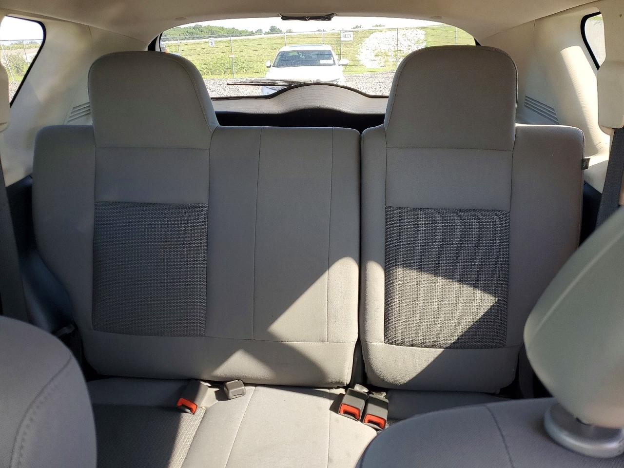 2007 Jeep Compass White vin: 1J8FF47W87D204003